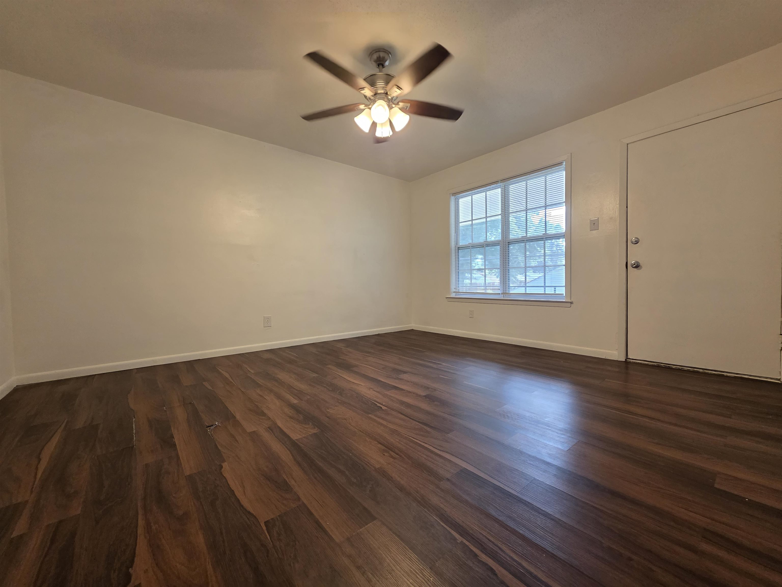 3969 Southlawn Ave Property Photo 34