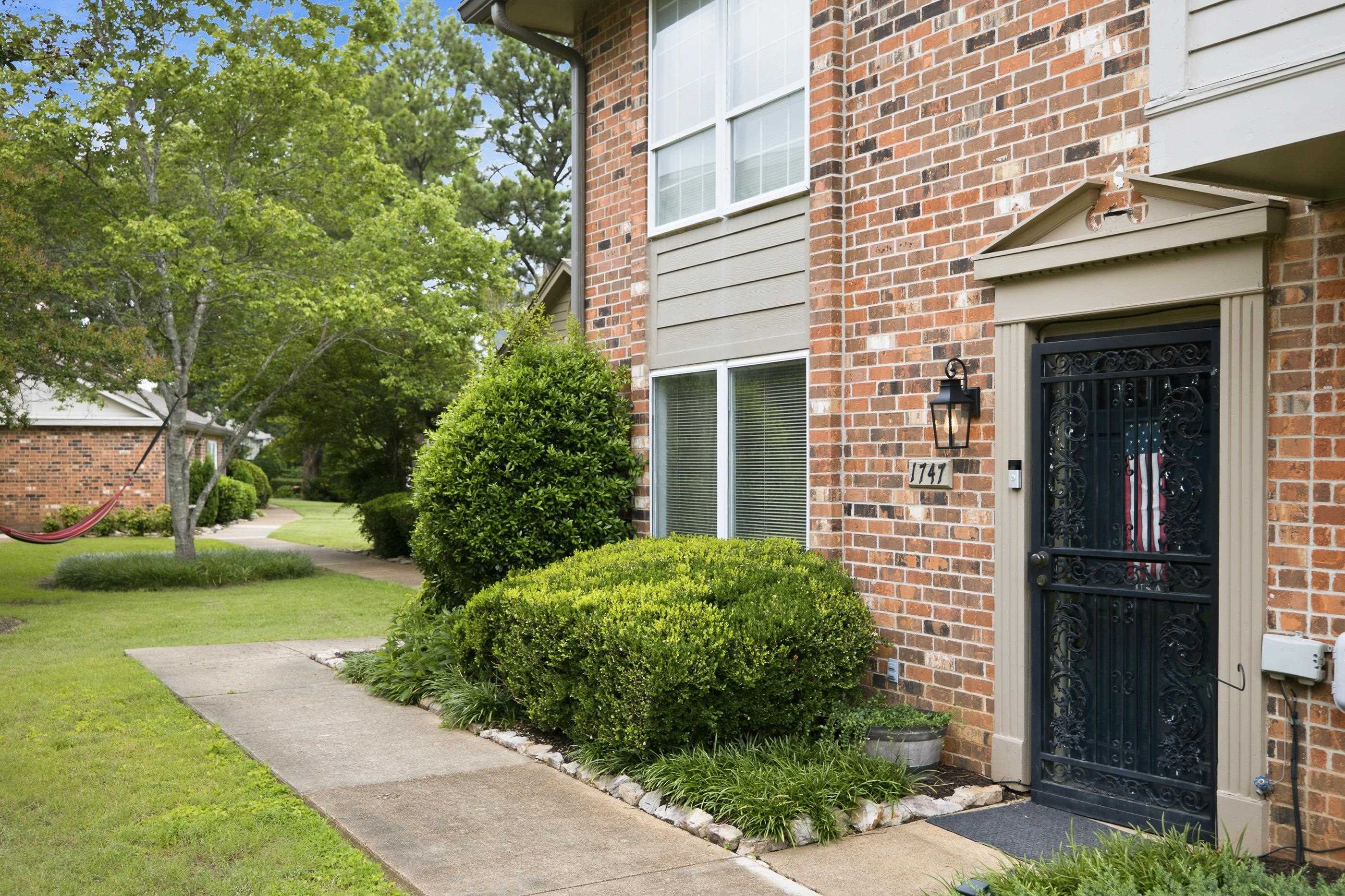 1747 Crooked Creek Ln 73 Property Photo 2