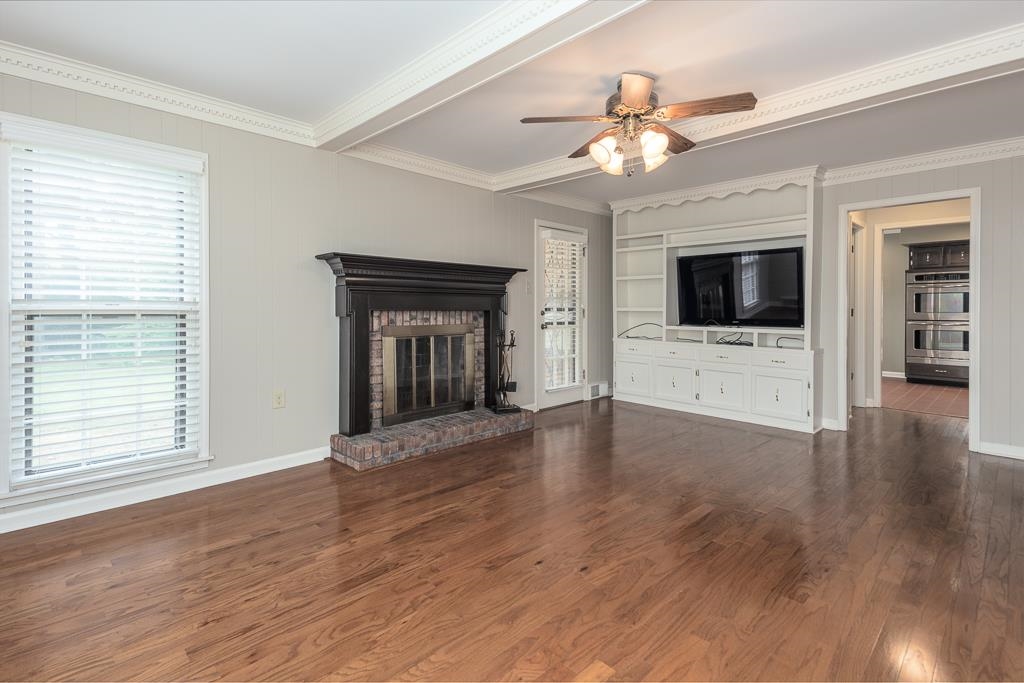 6869 Wytham Dr Property Photo 13