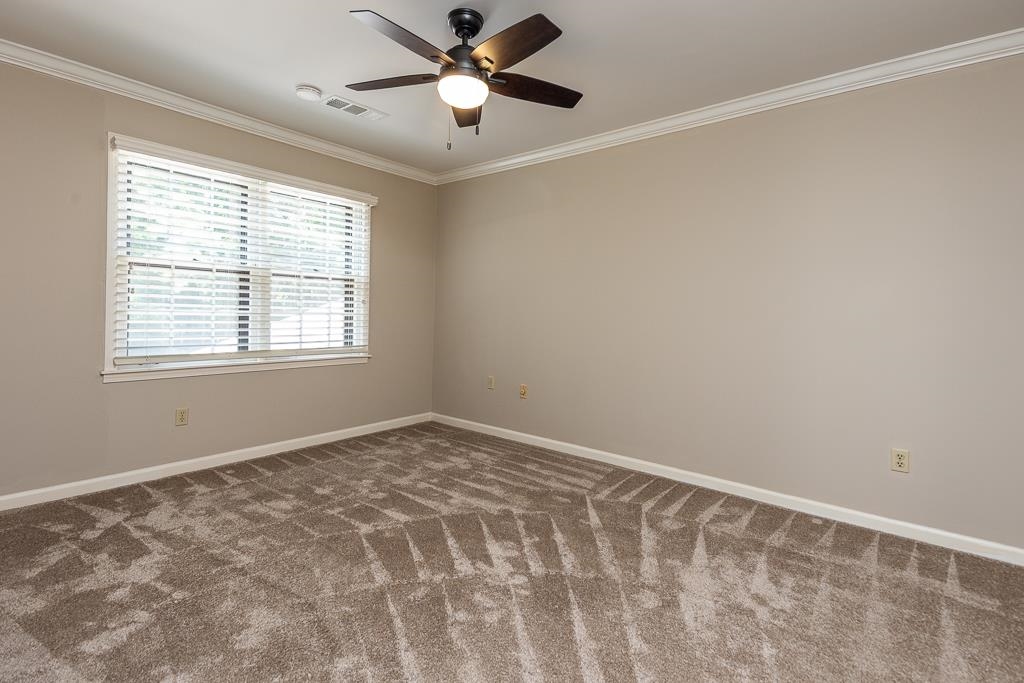 6869 Wytham Dr Property Photo 22