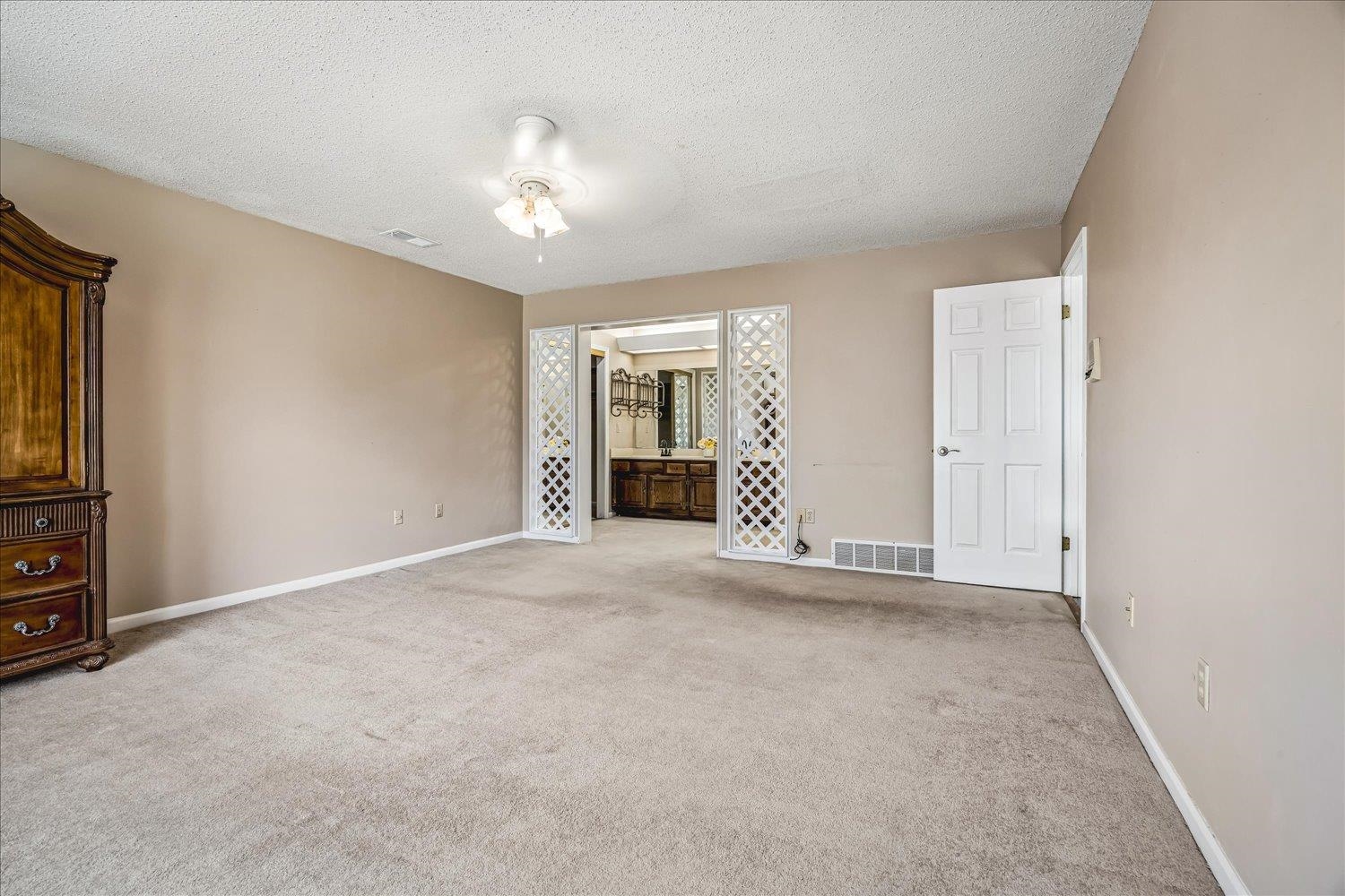 2375 Cherry Springs Cv Property Photo 18