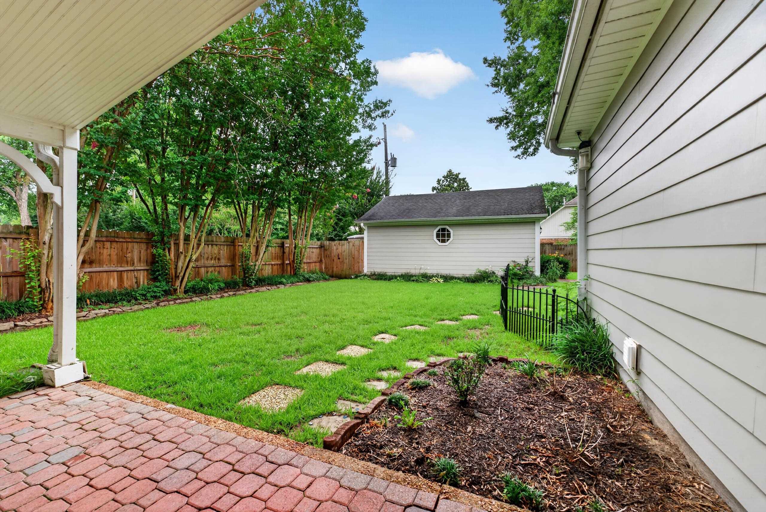 676 Rhetts Way Property Photo 19