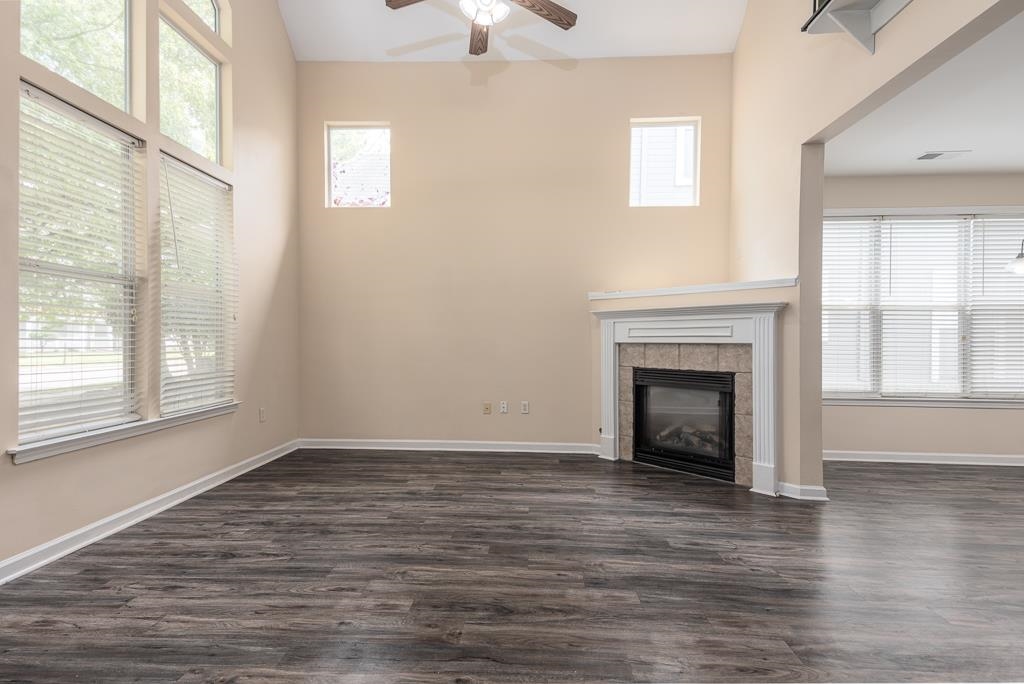 1317 Island Pl E Property Photo 5