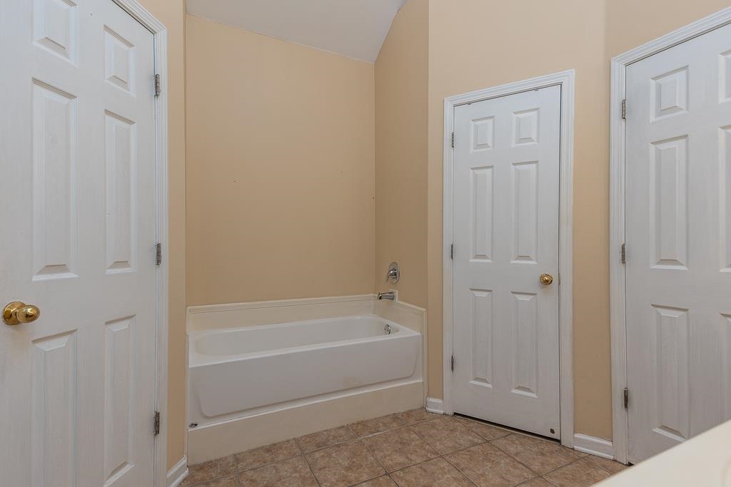 1317 Island Pl E Property Photo 15