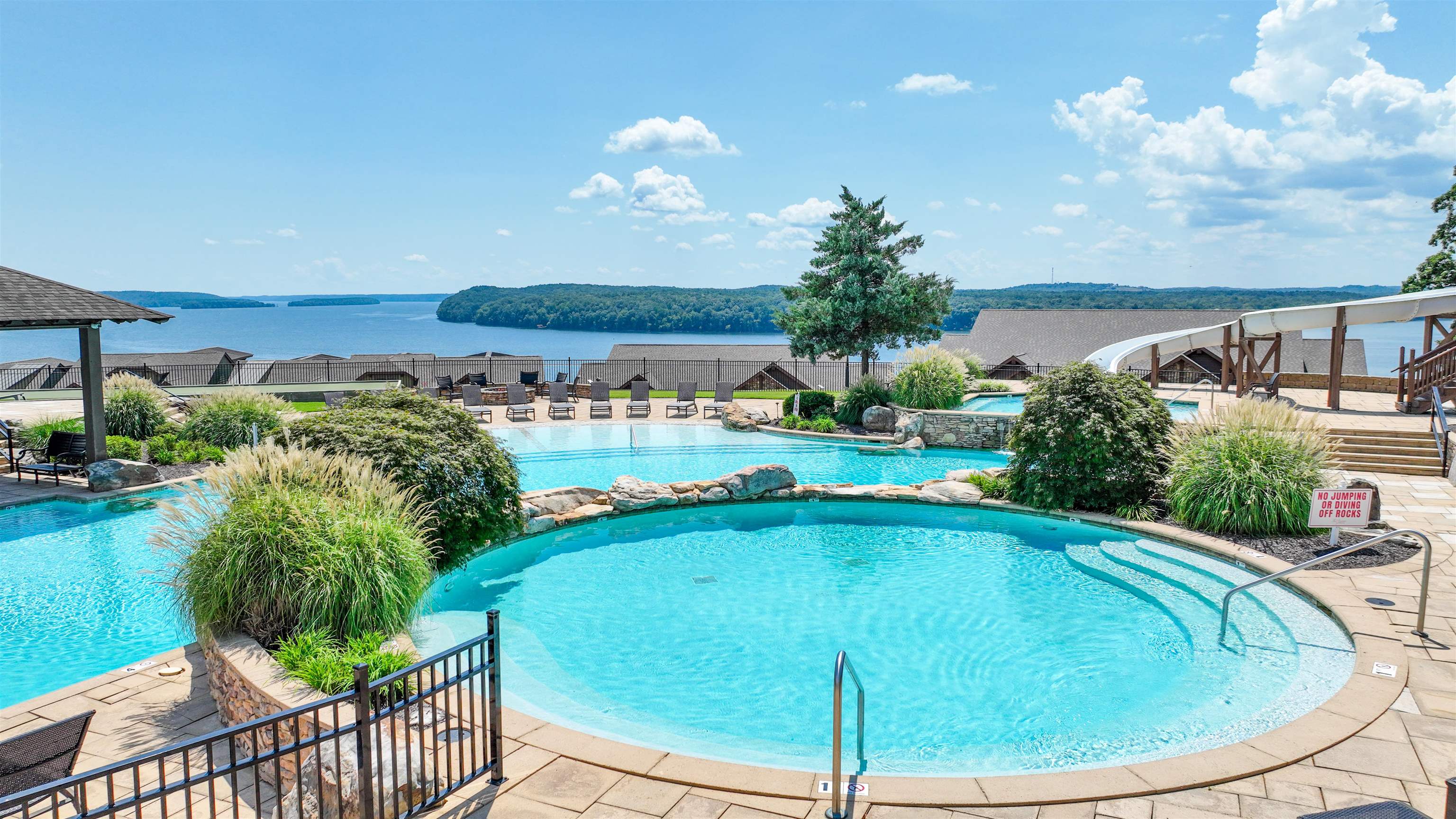 58 Breathtaking Loop Property Photo 22