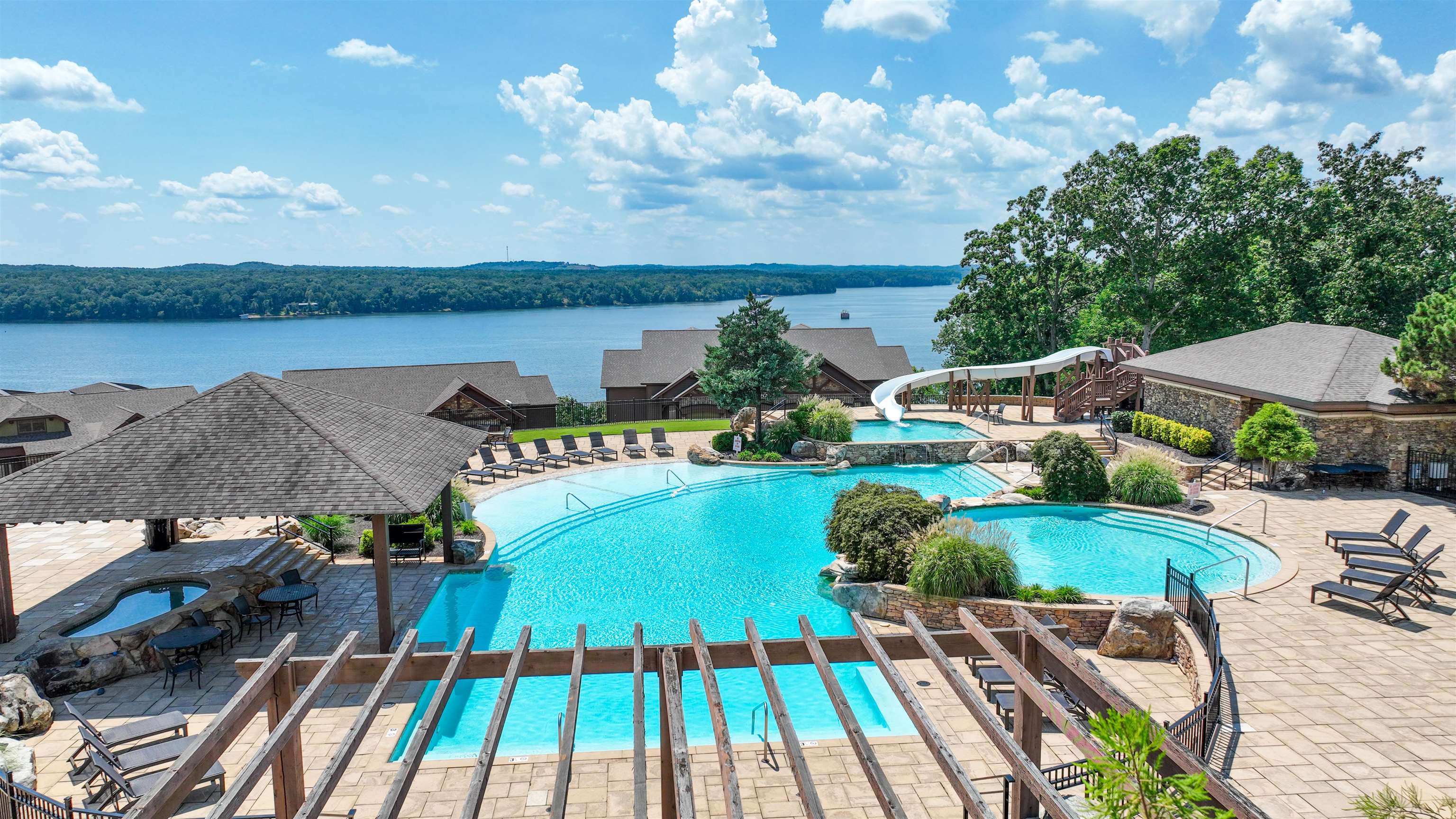 58 Breathtaking Loop Property Photo 23