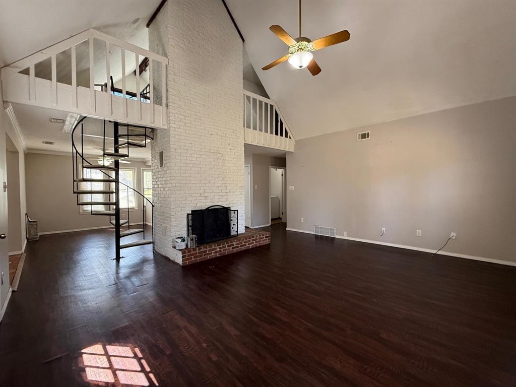 8498 Bergen Cv Property Photo 6