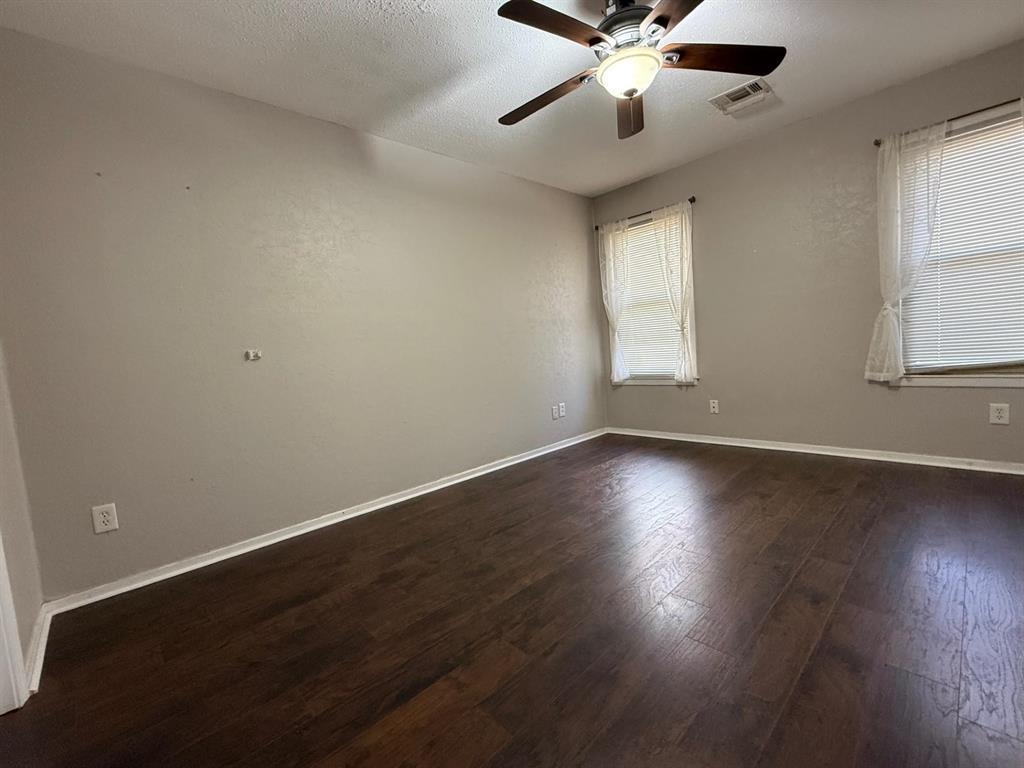 8498 Bergen Cv Property Photo 10