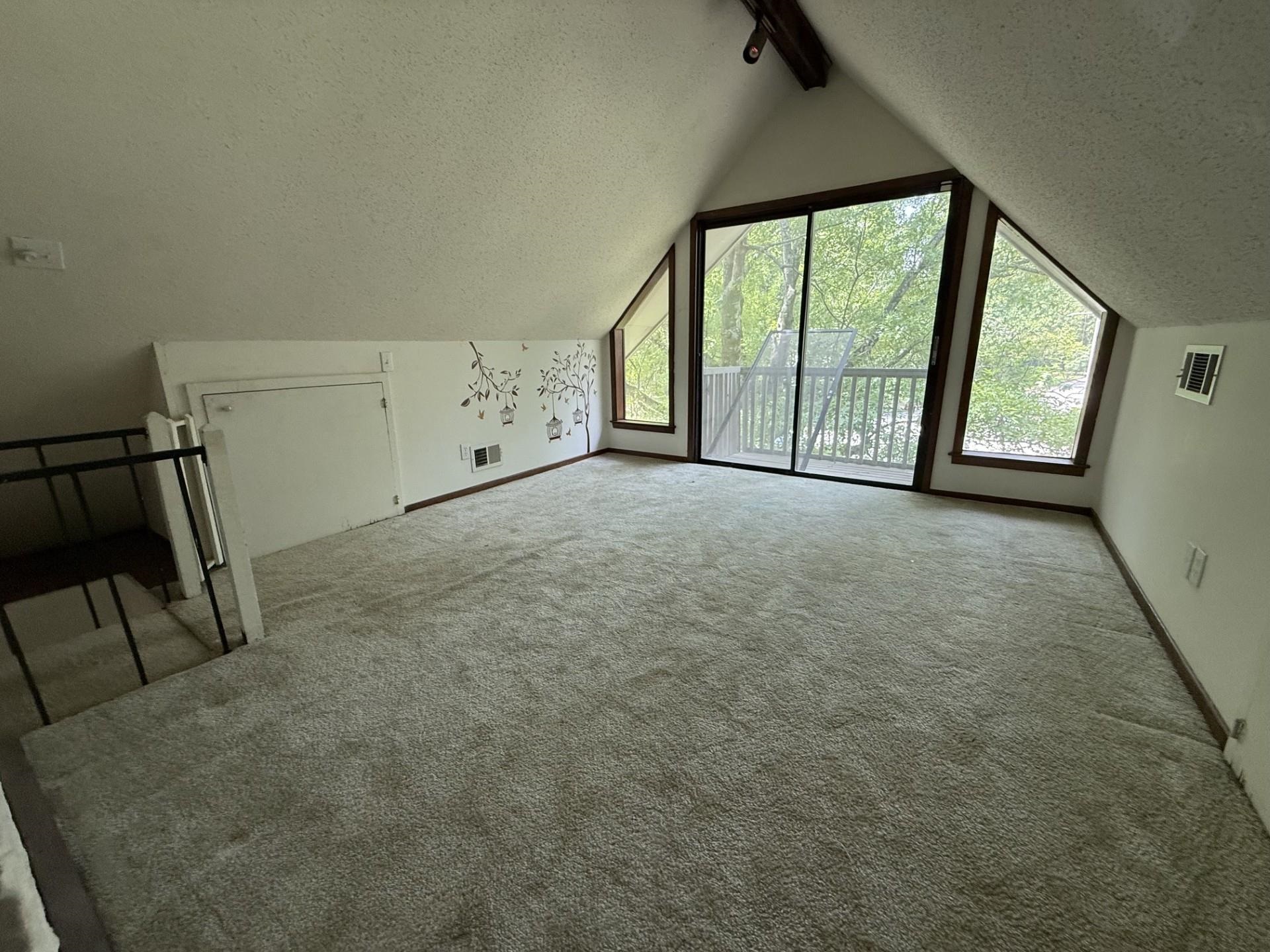 8498 Bergen Cv Property Photo 19