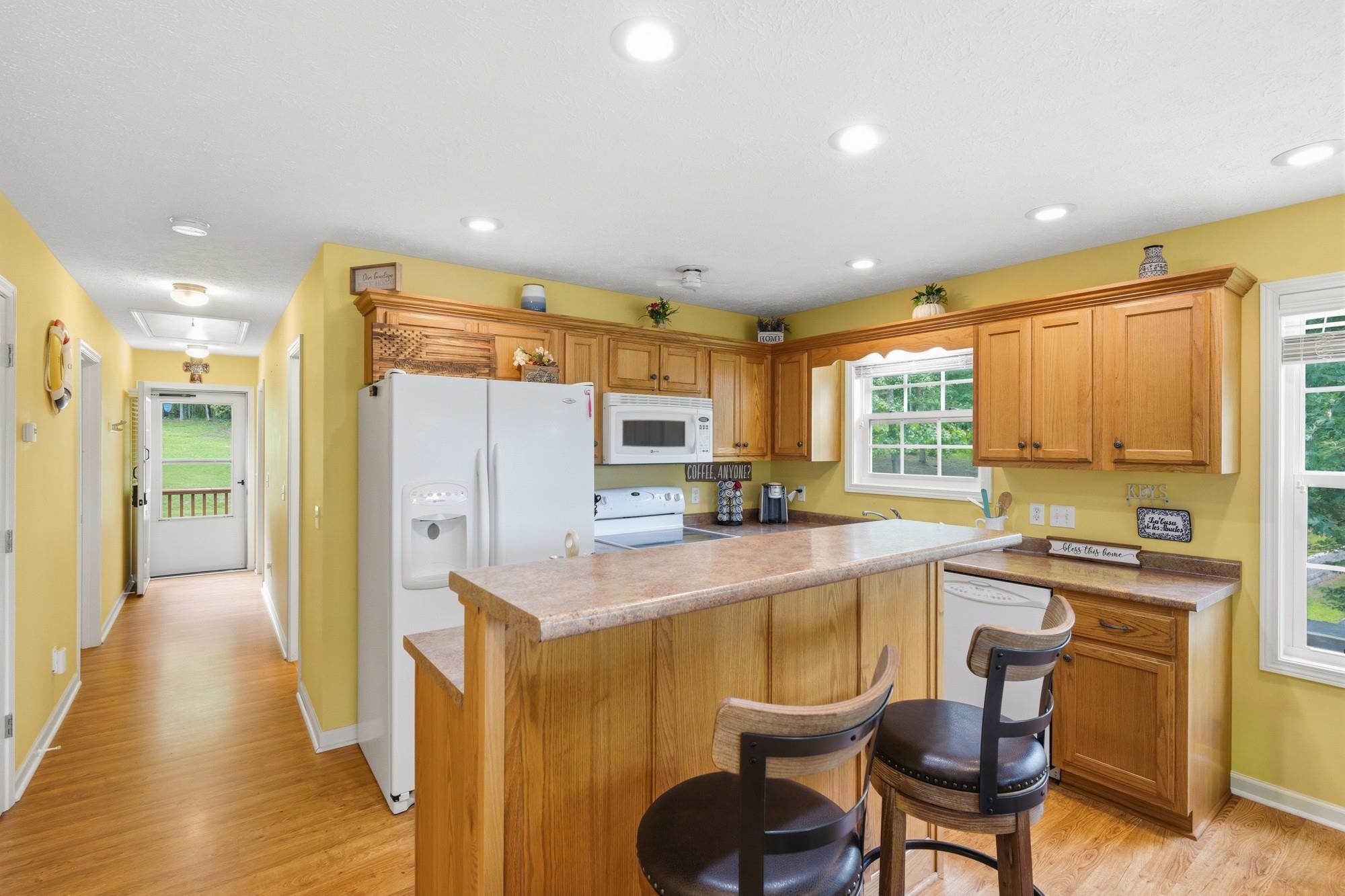 300 Featherfoot Parkway Loop Property Photo 11