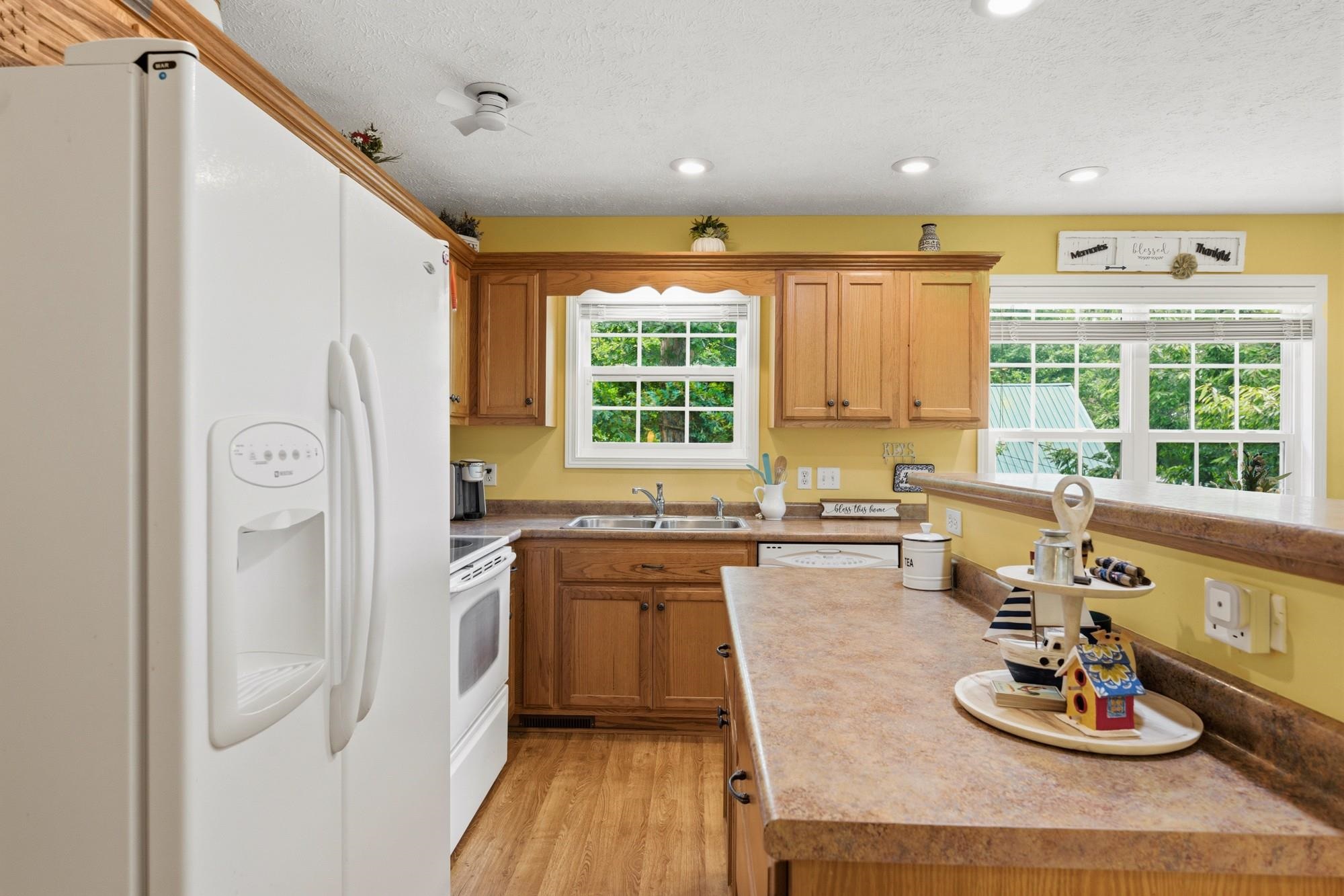 300 Featherfoot Parkway Loop Property Photo 18