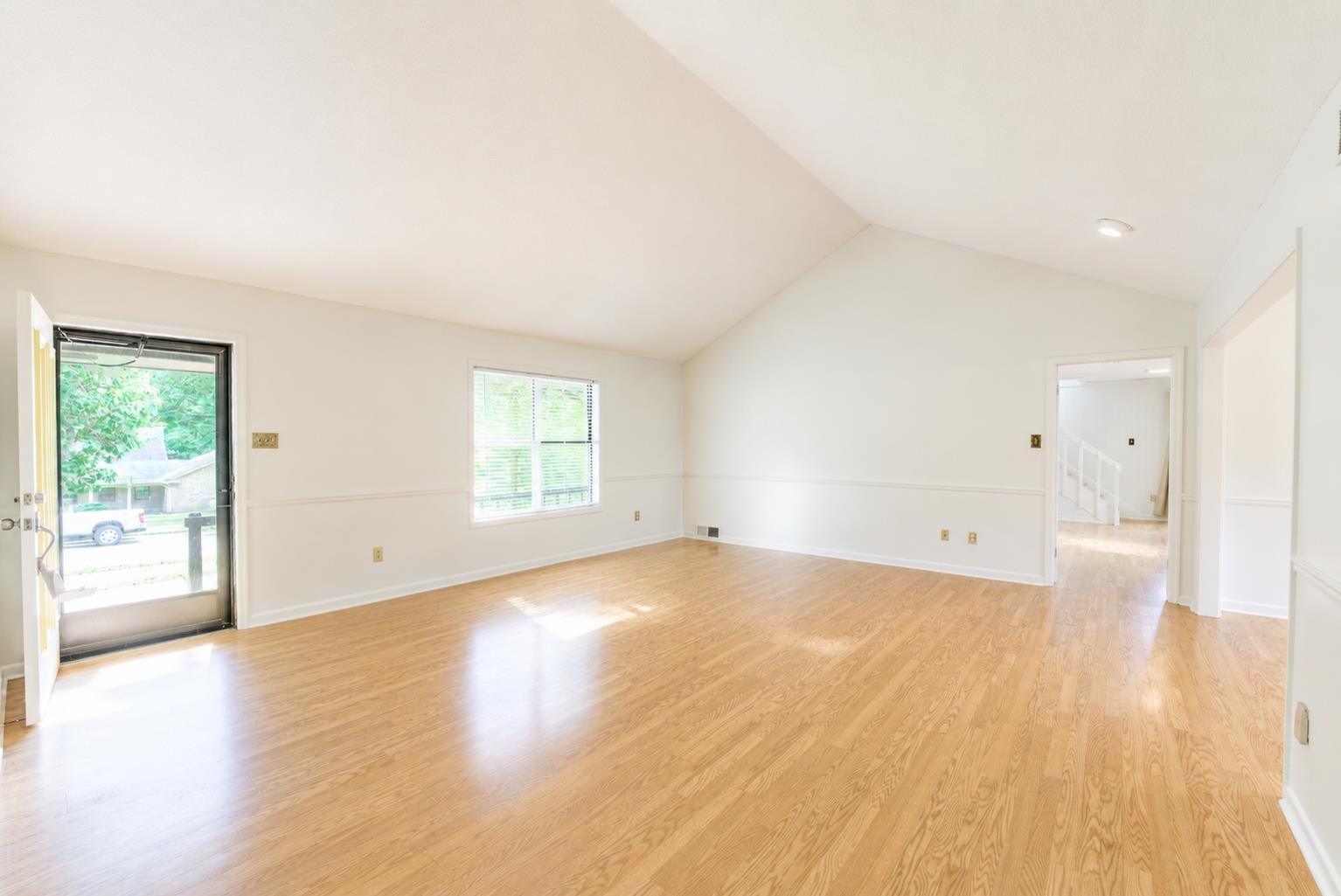 2193 Woodruff Dr Property Photo 7