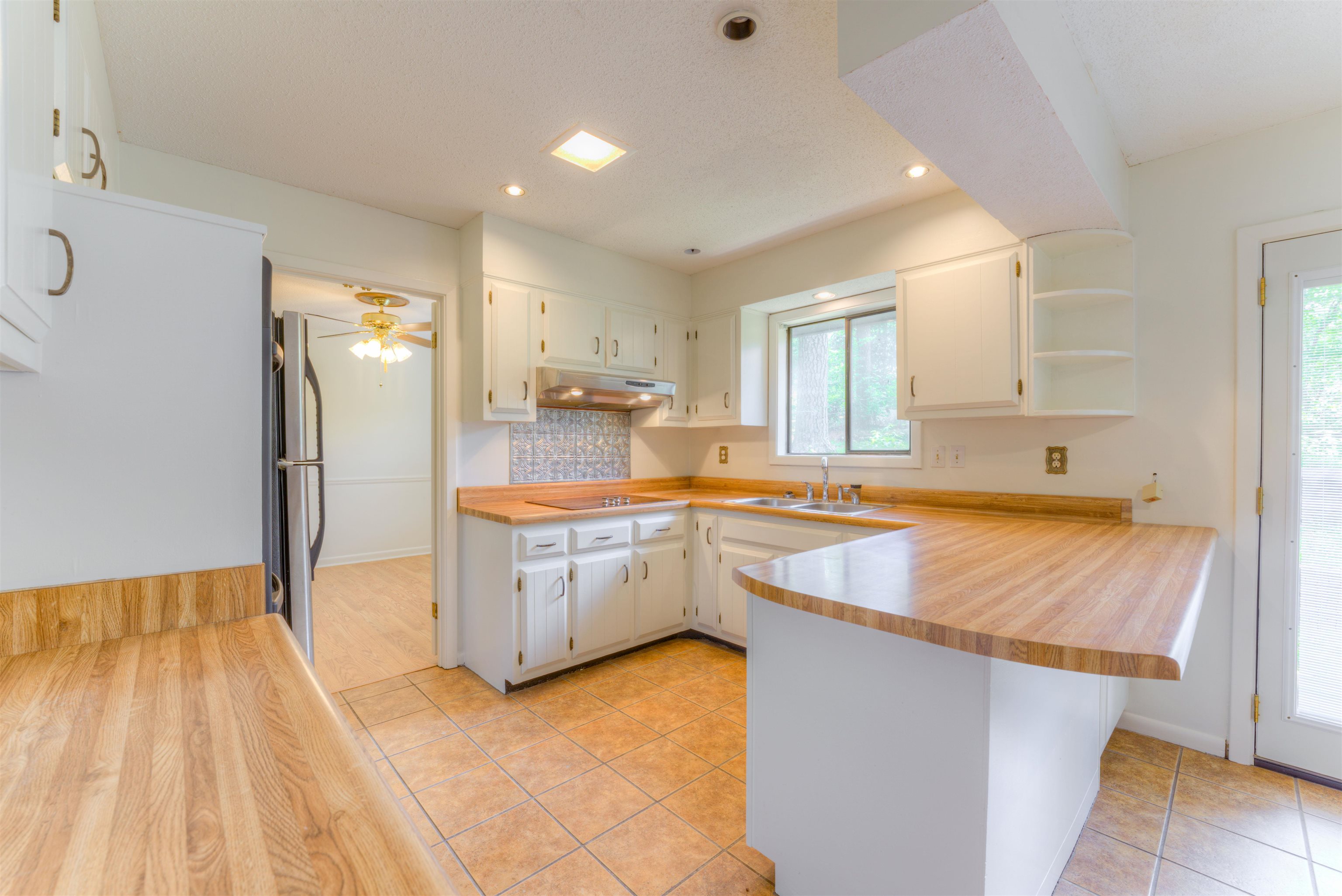 2193 Woodruff Dr Property Photo 17