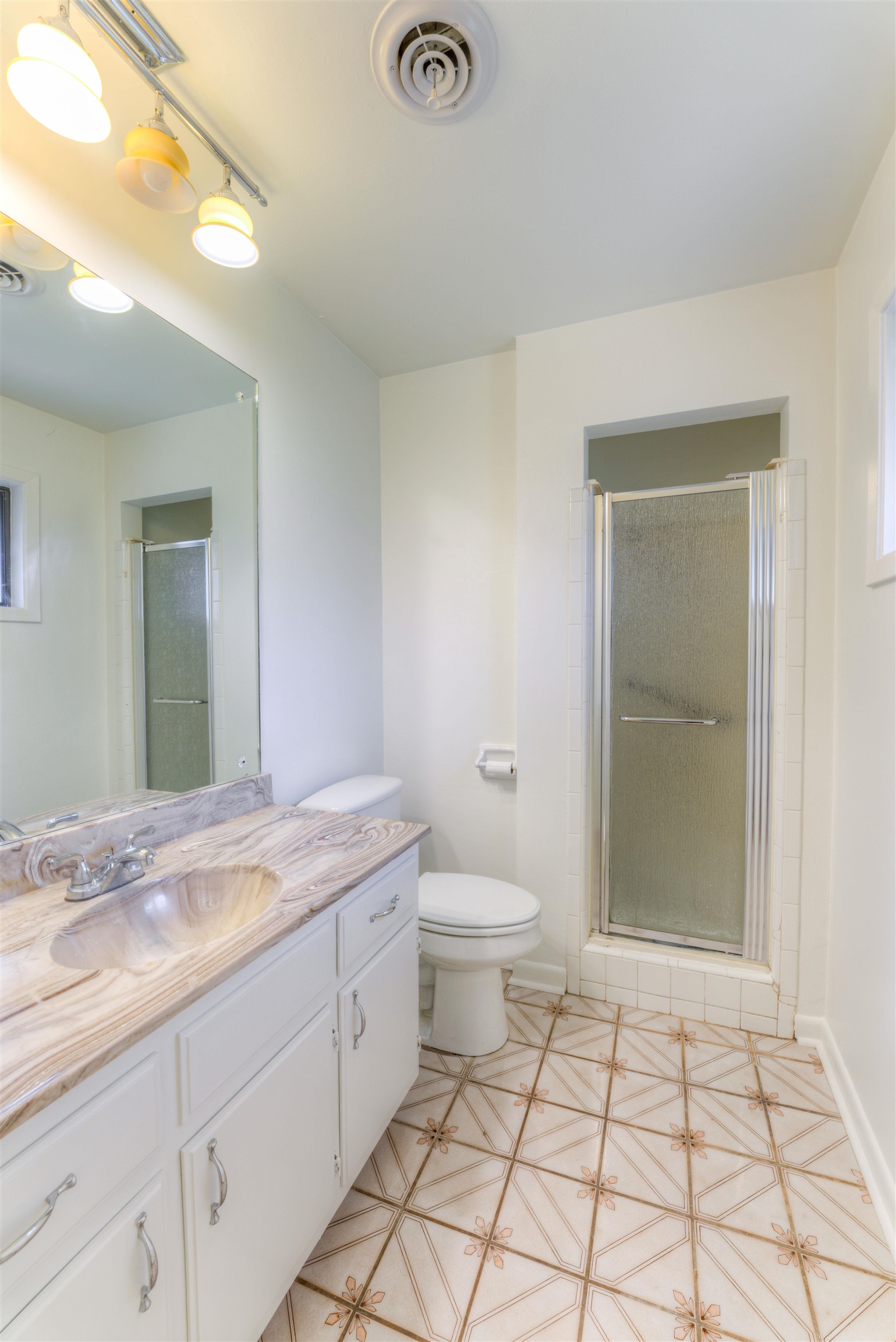 2193 Woodruff Dr Property Photo 24