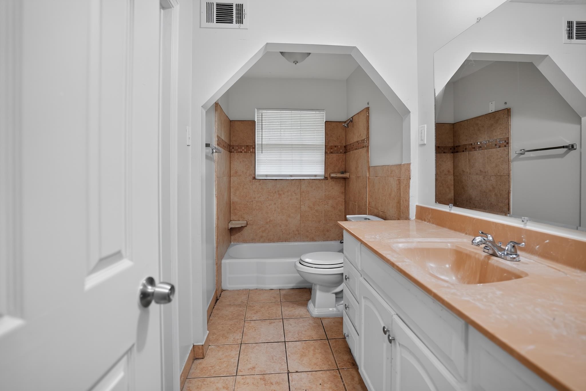 3391 S Perkins Rd Property Photo 14