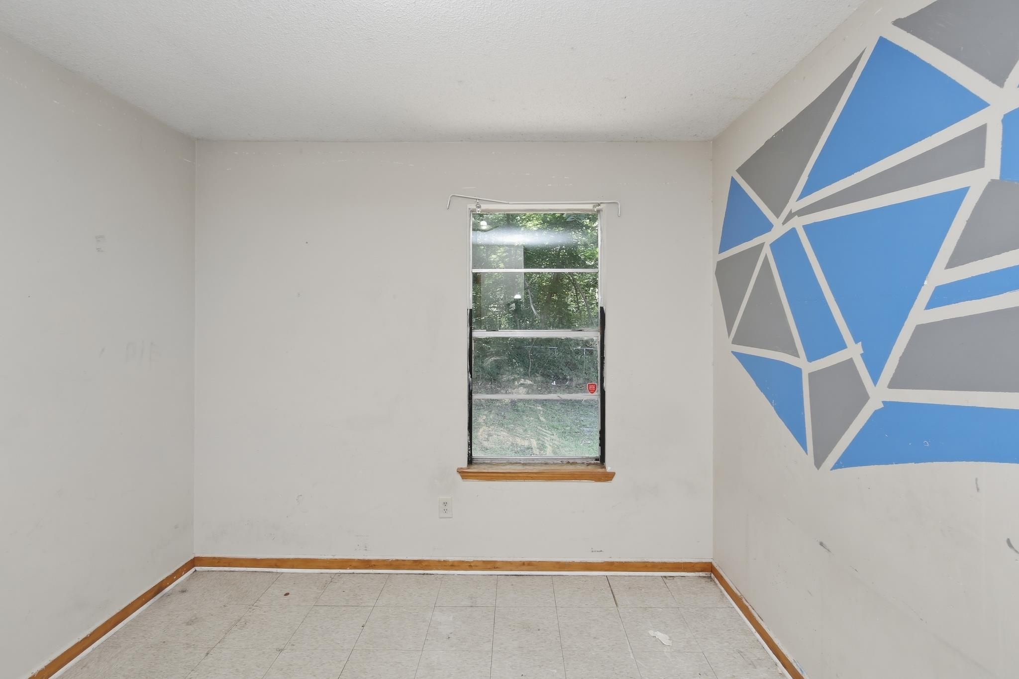 3831 Black Forrest Dr Property Photo 14