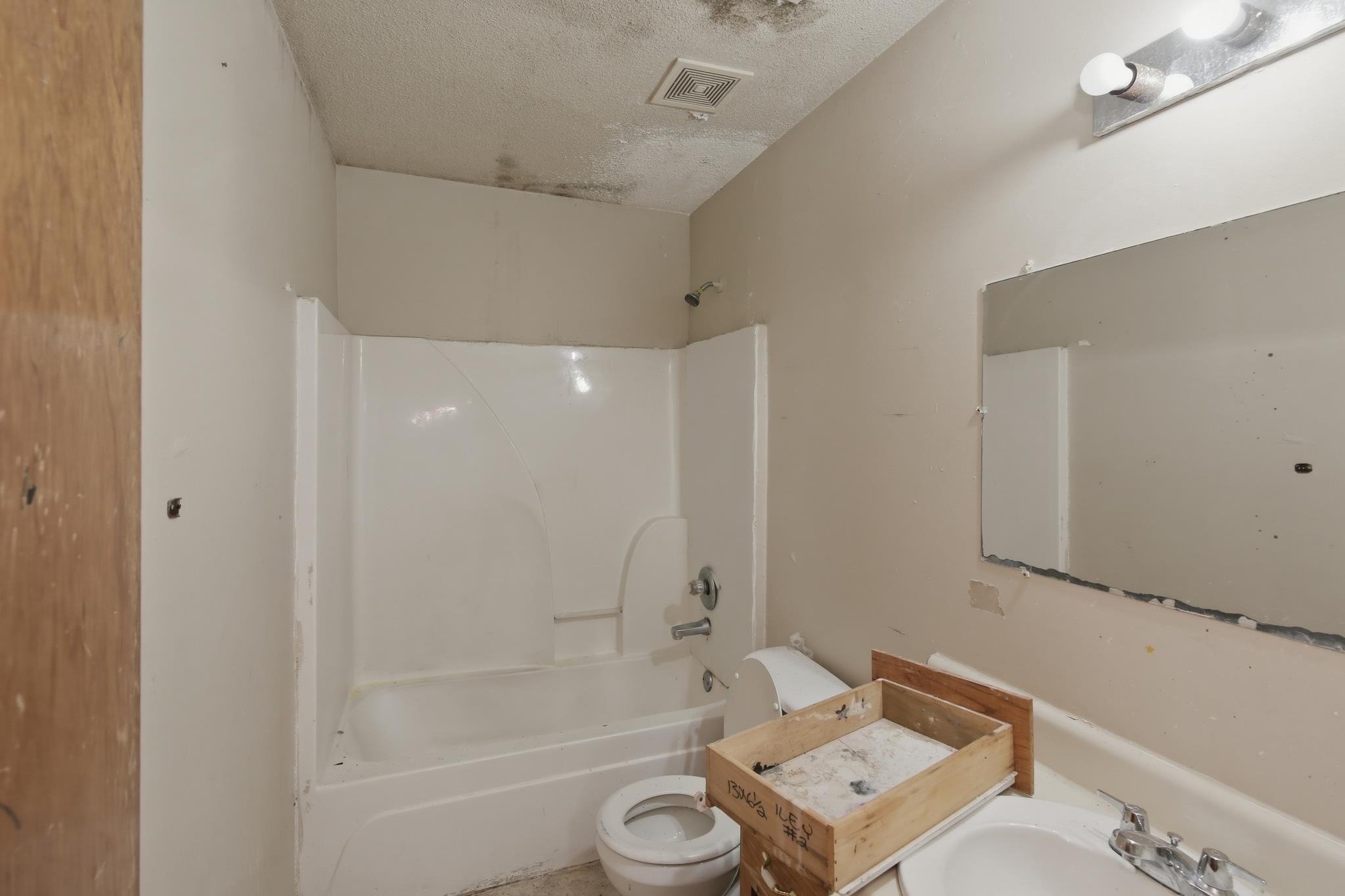 3831 Black Forrest Dr Property Photo 16