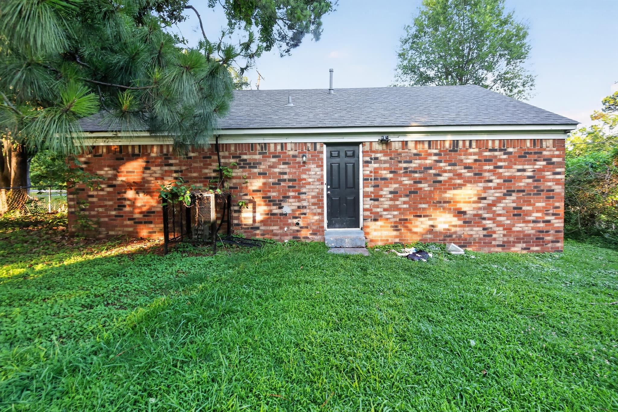 3953 Mccain Rd Property Photo 3