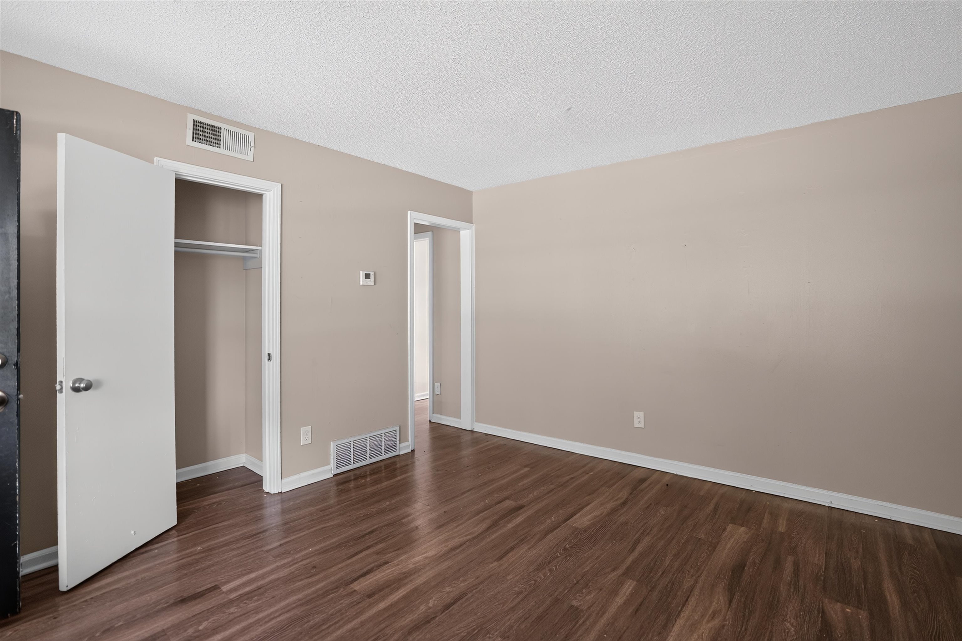 3242 Markley St Property Photo 6