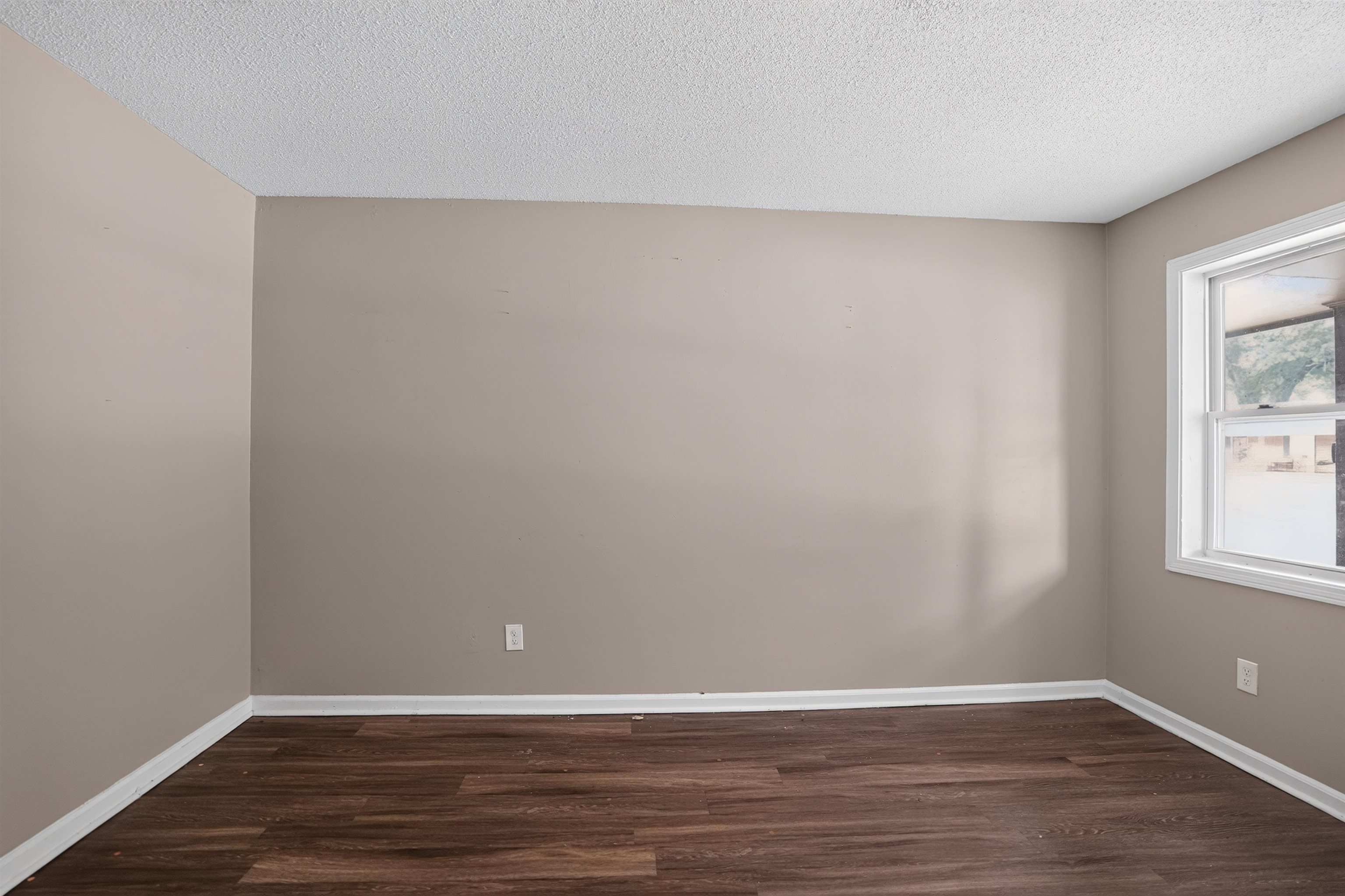 3242 Markley St Property Photo 12