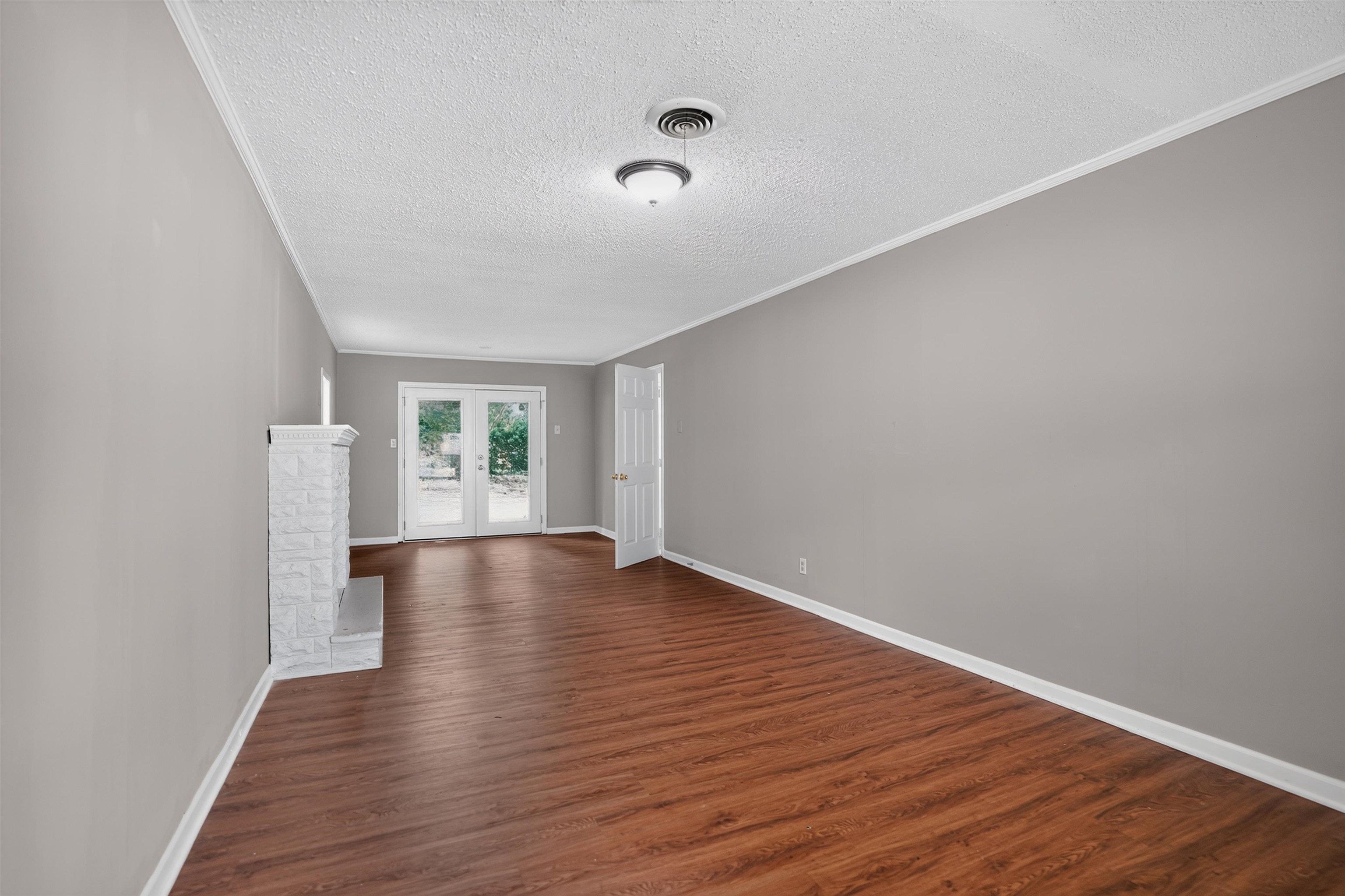 3520 Lehi Dr Property Photo 5