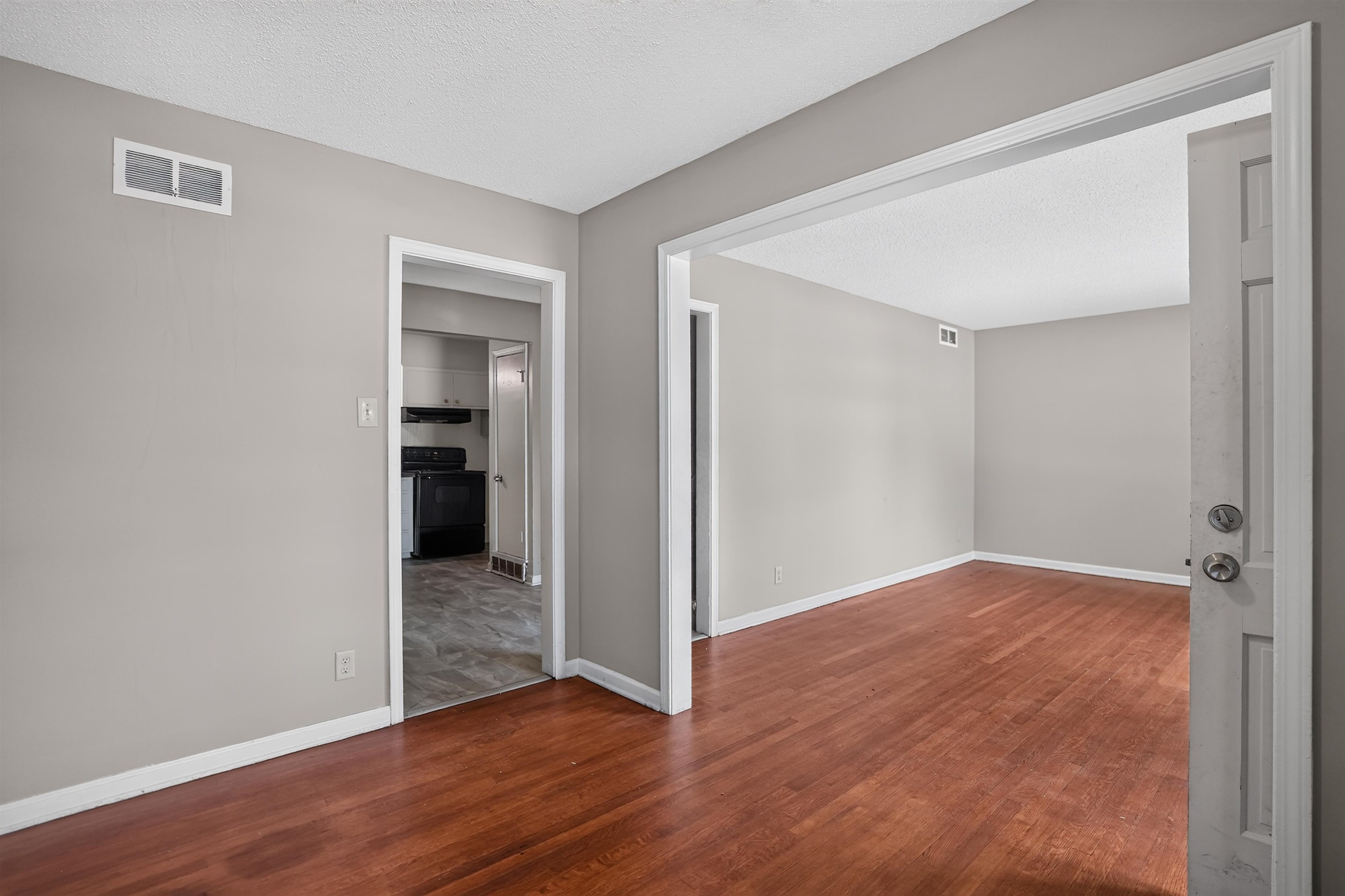 3520 Lehi Dr Property Photo 6