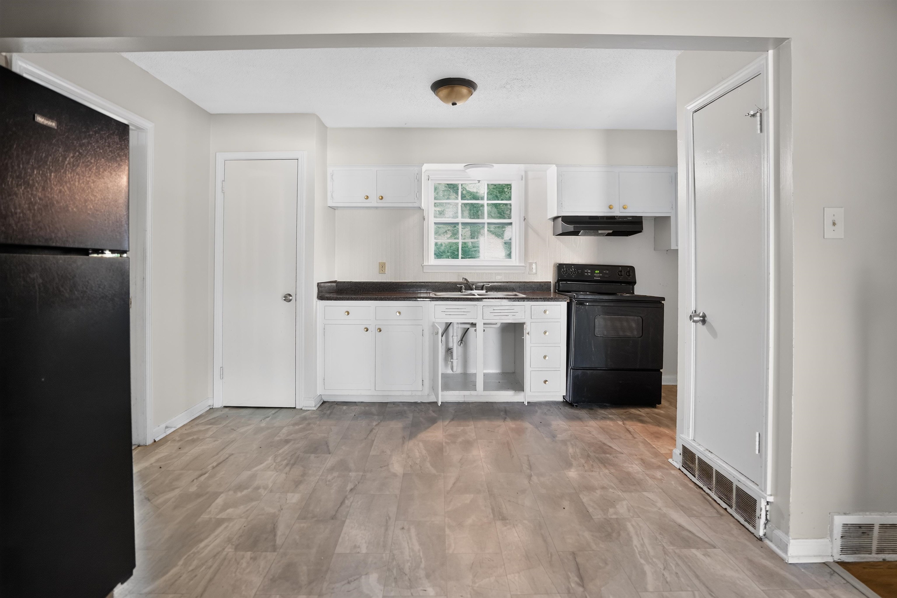 3520 Lehi Dr Property Photo 18