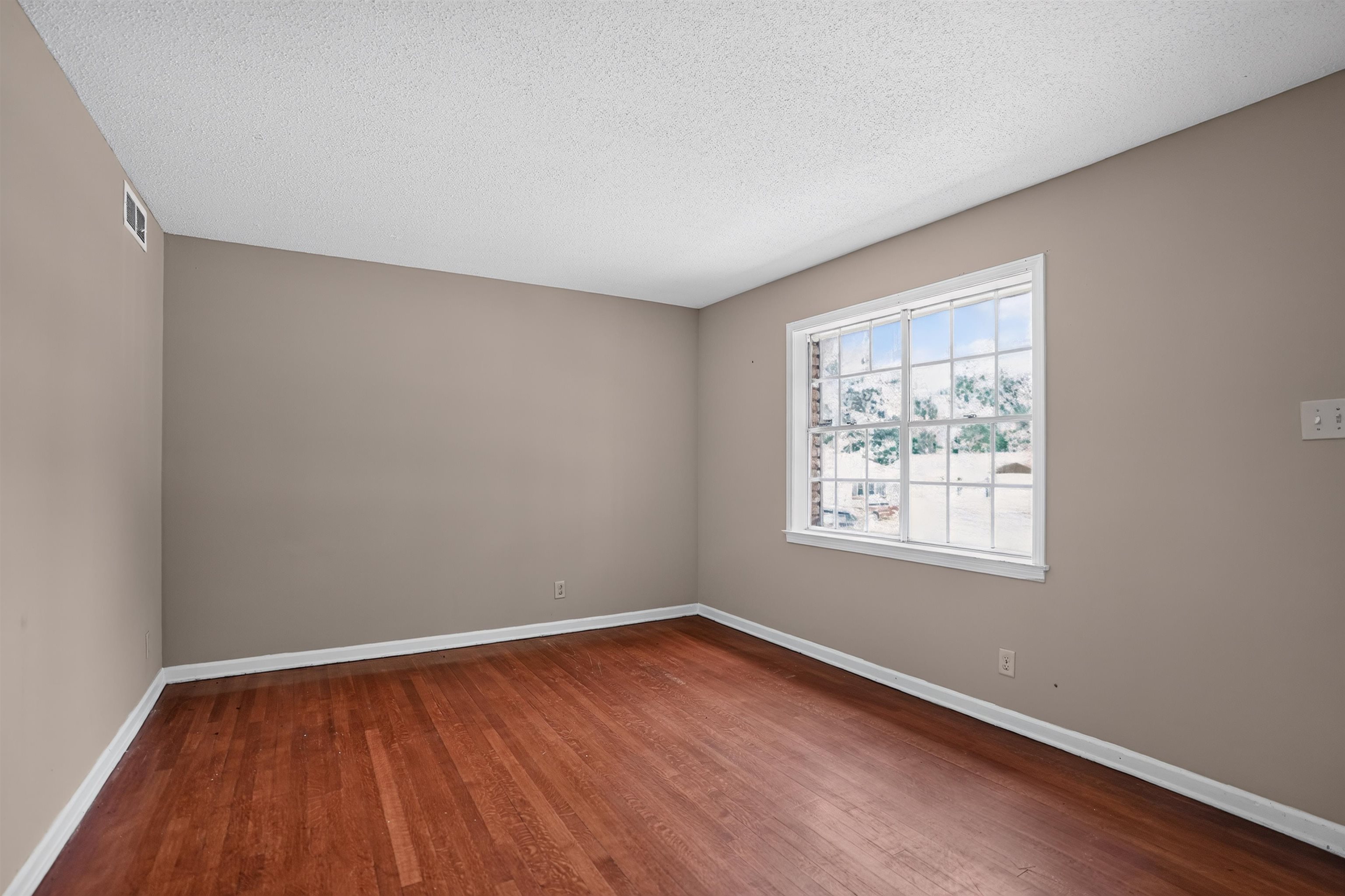 3520 Lehi Dr Property Photo 25