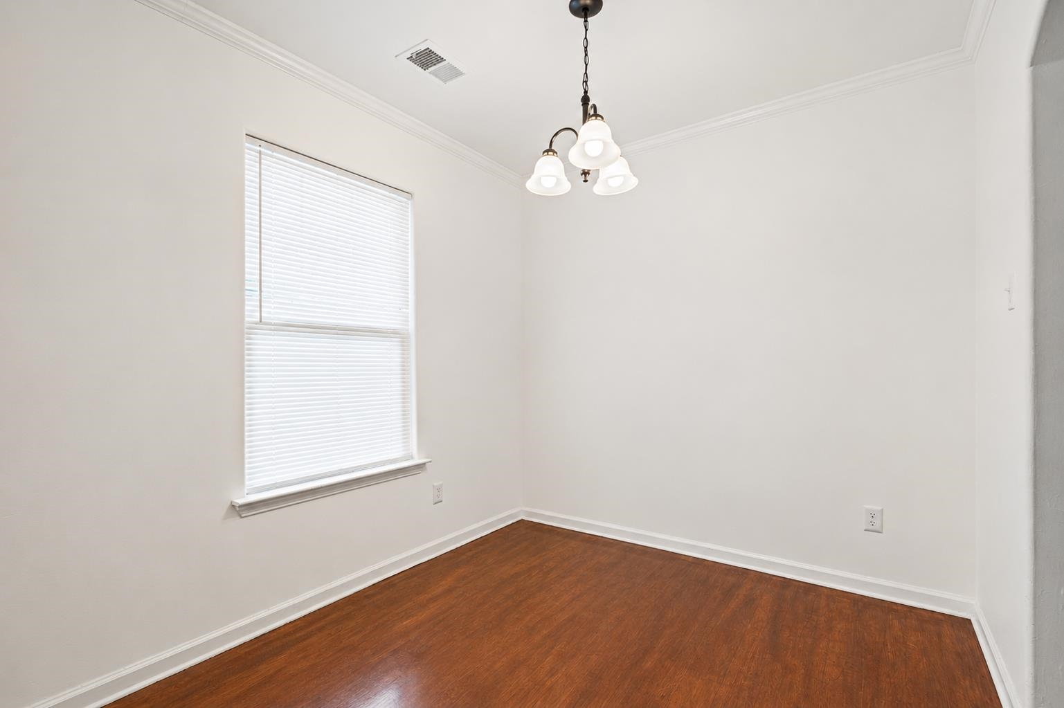 645 Dellrose Dr Property Photo 6