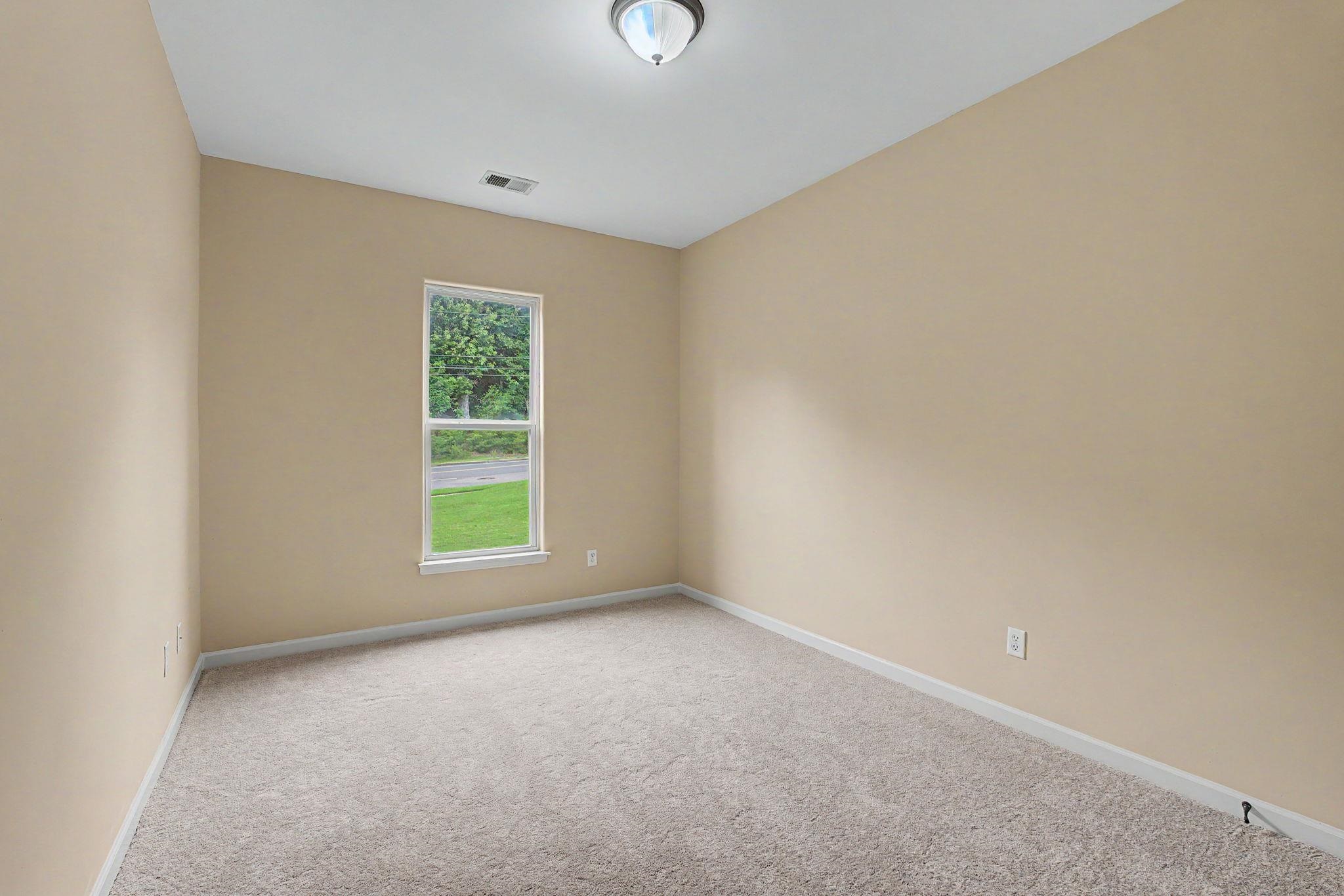 5378 Chester St Property Photo 17