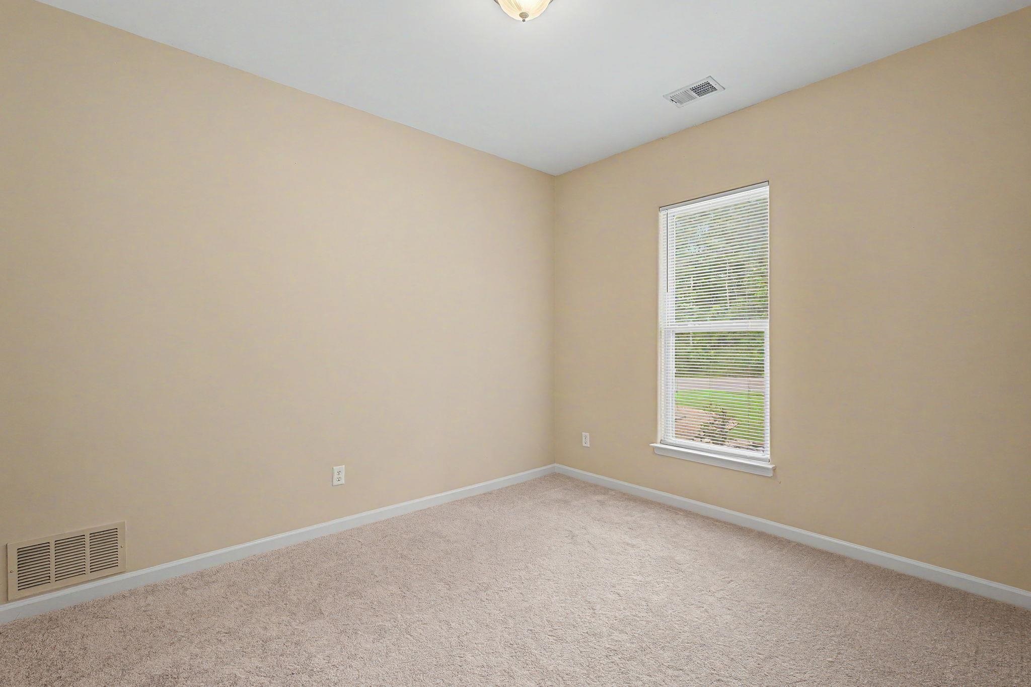 5378 Chester St Property Photo 19