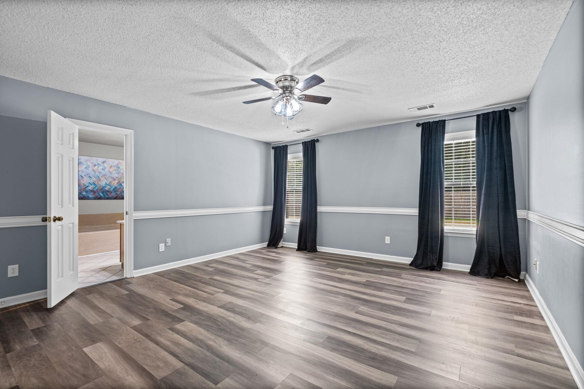 8001 Claredale Dr Property Photo 19