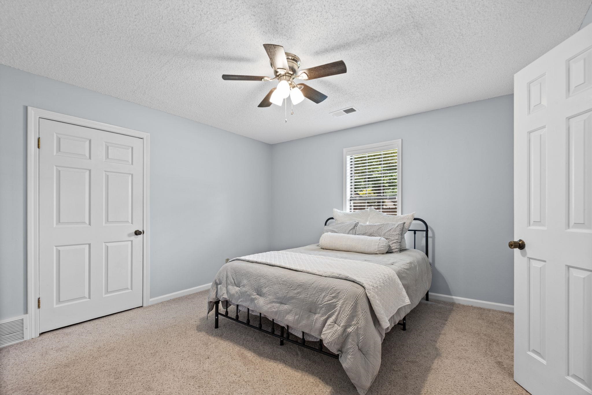 8001 Claredale Dr Property Photo 23