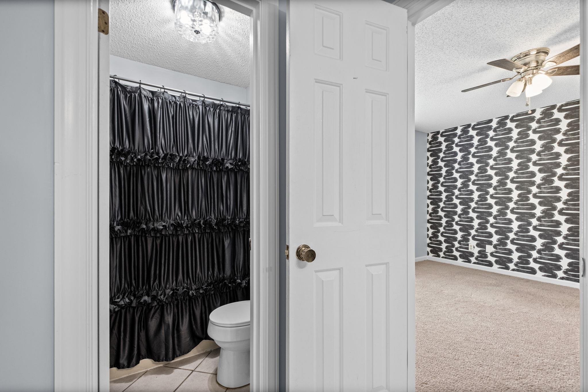 8001 Claredale Dr Property Photo 25