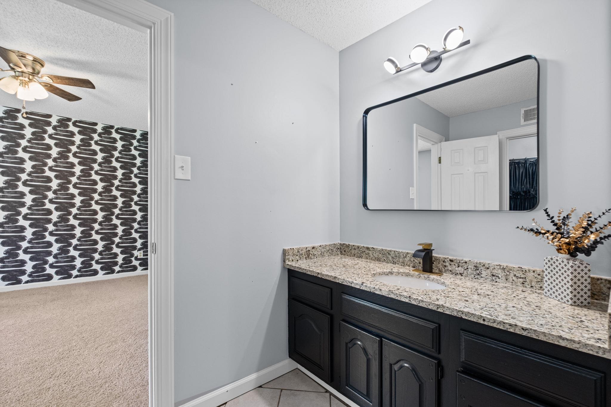 8001 Claredale Dr Property Photo 26