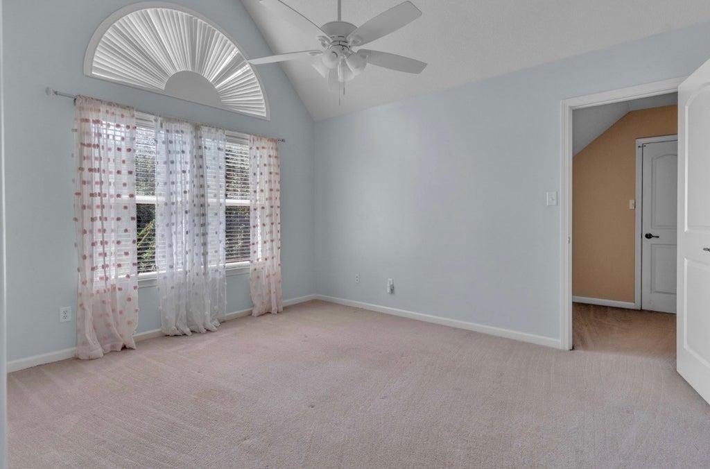 9441 Lake Bridge Dr Property Photo 24