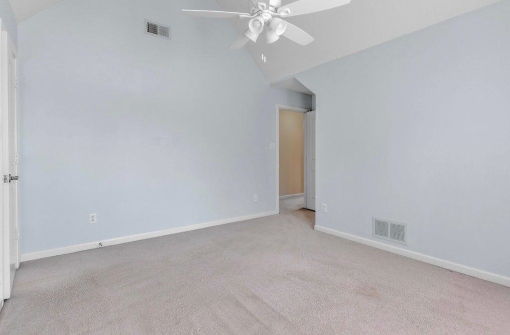 9441 Lake Bridge Dr Property Photo 25