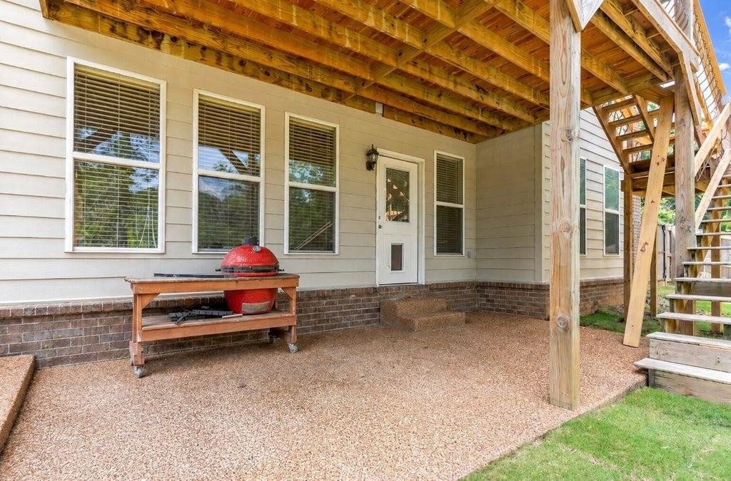 9441 Lake Bridge Dr Property Photo 34