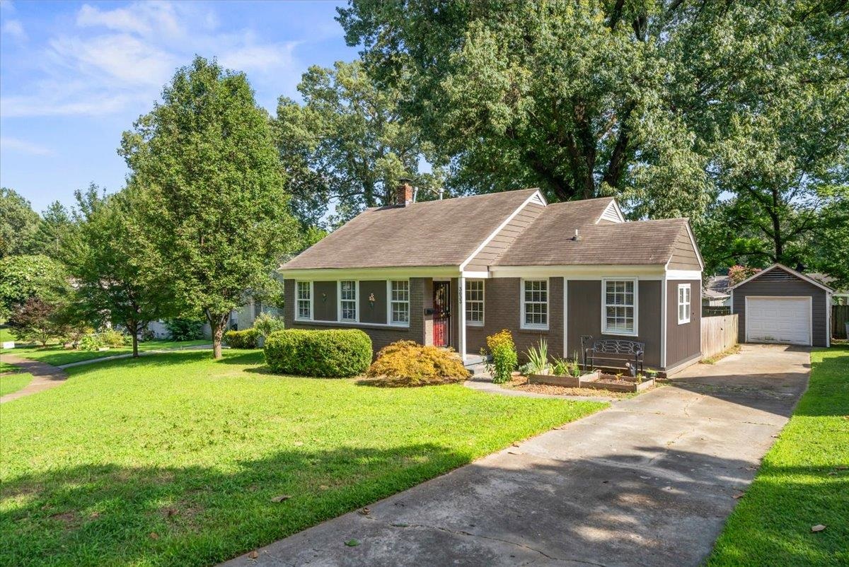 3633 GALLOWAY AVE Property Photo 1