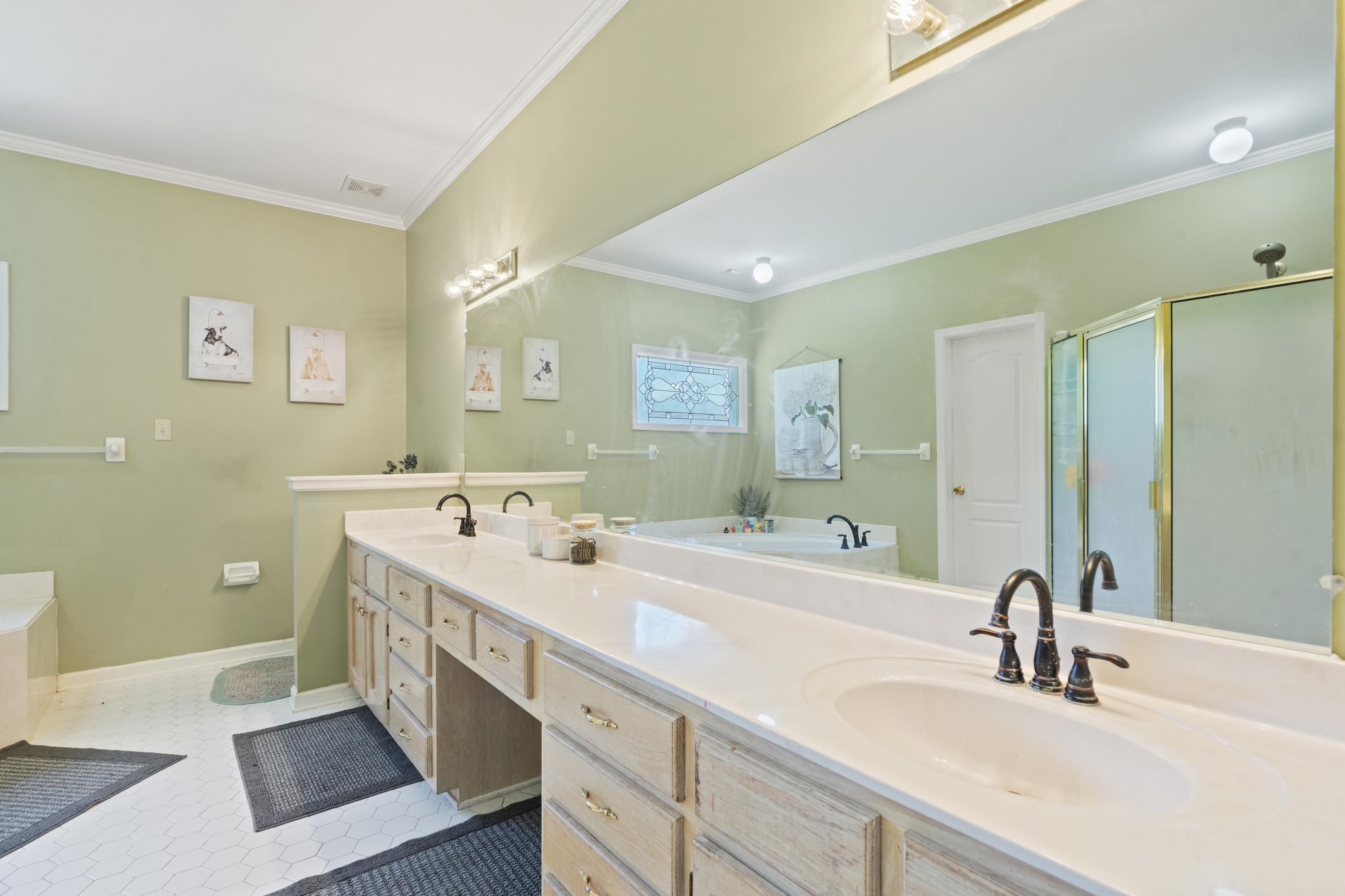 6460 Autumn Oaks Dr Property Photo 21