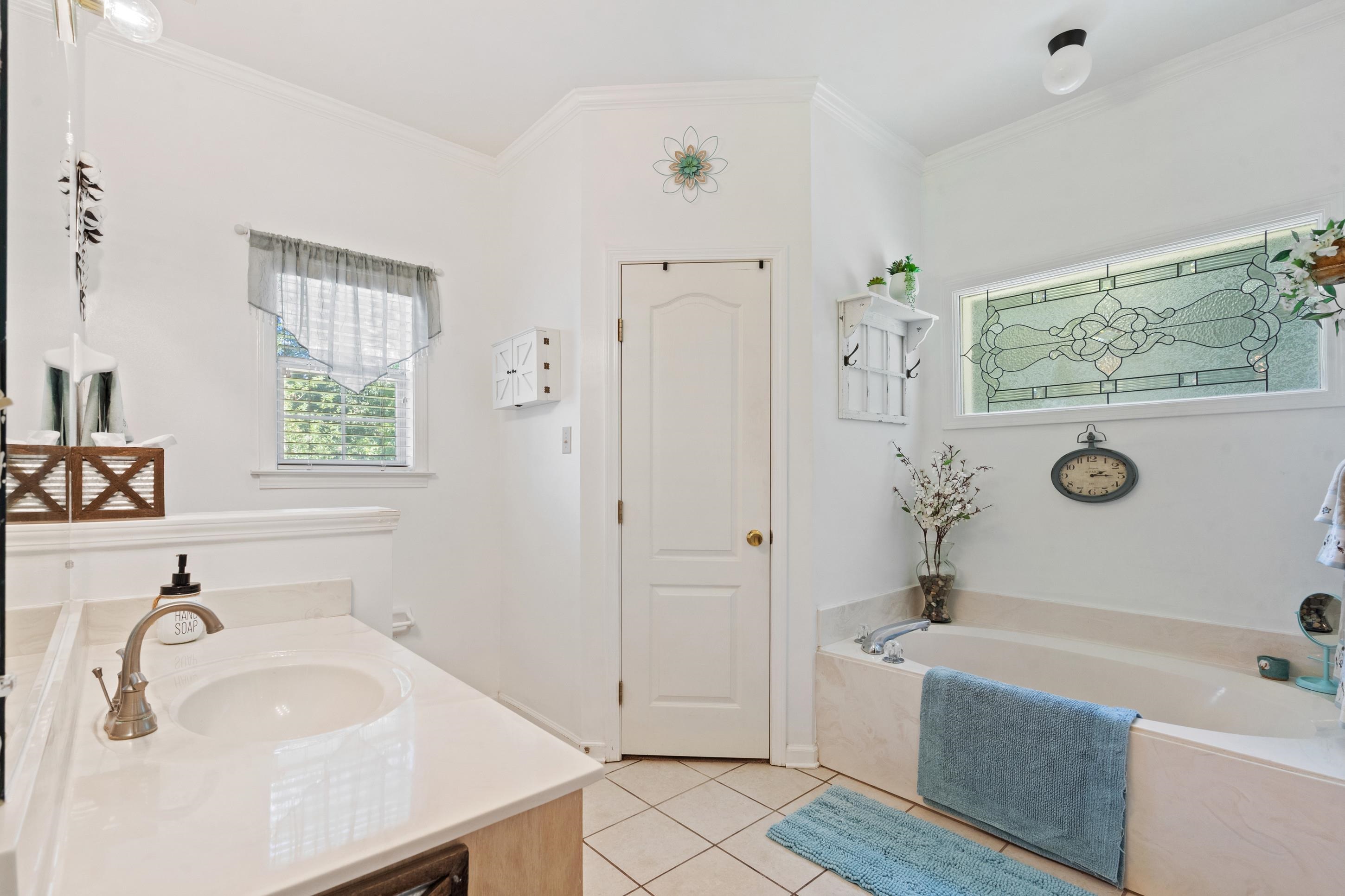 6460 Autumn Oaks Dr Property Photo 39