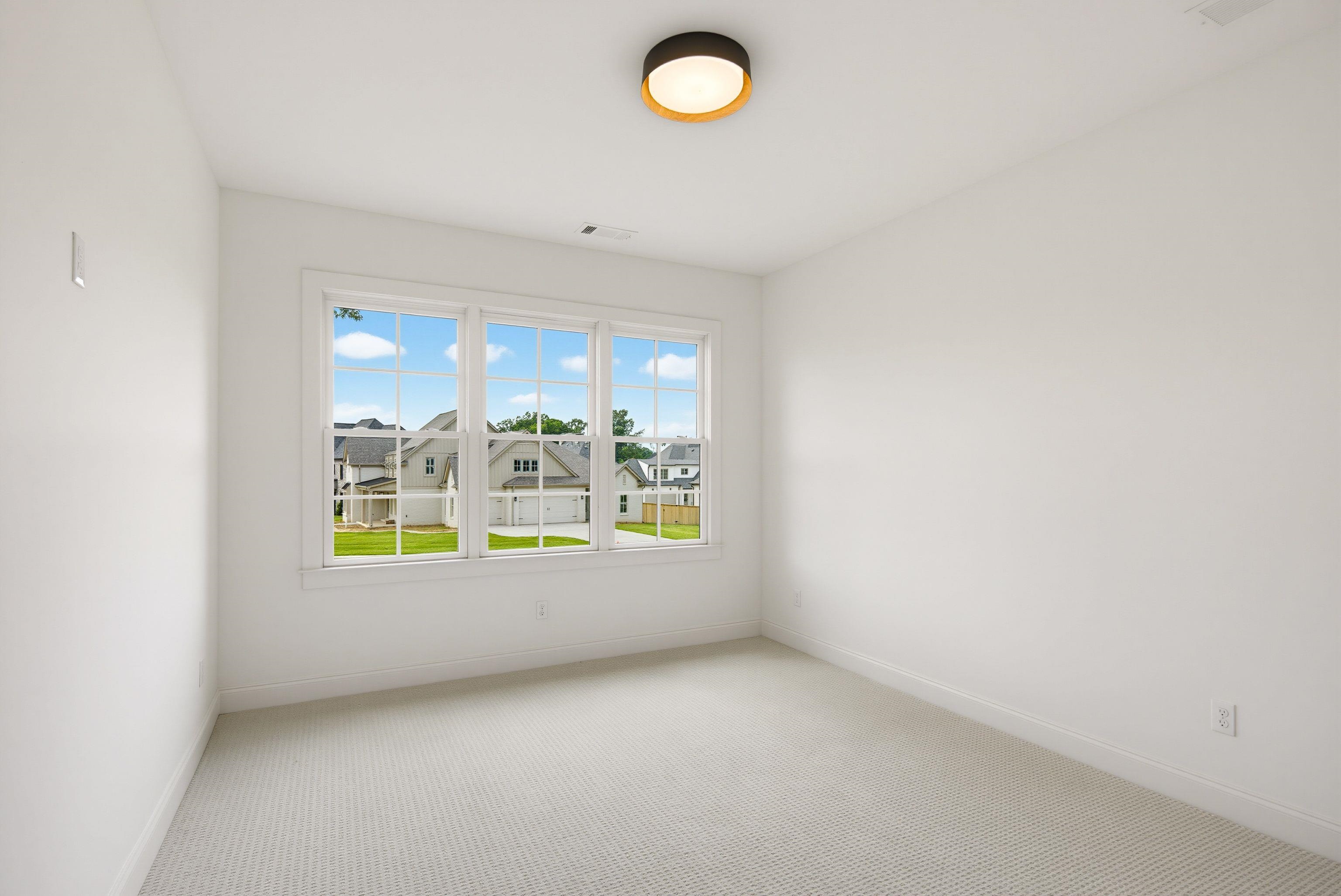 9190 Old Green Cv Property Photo 31