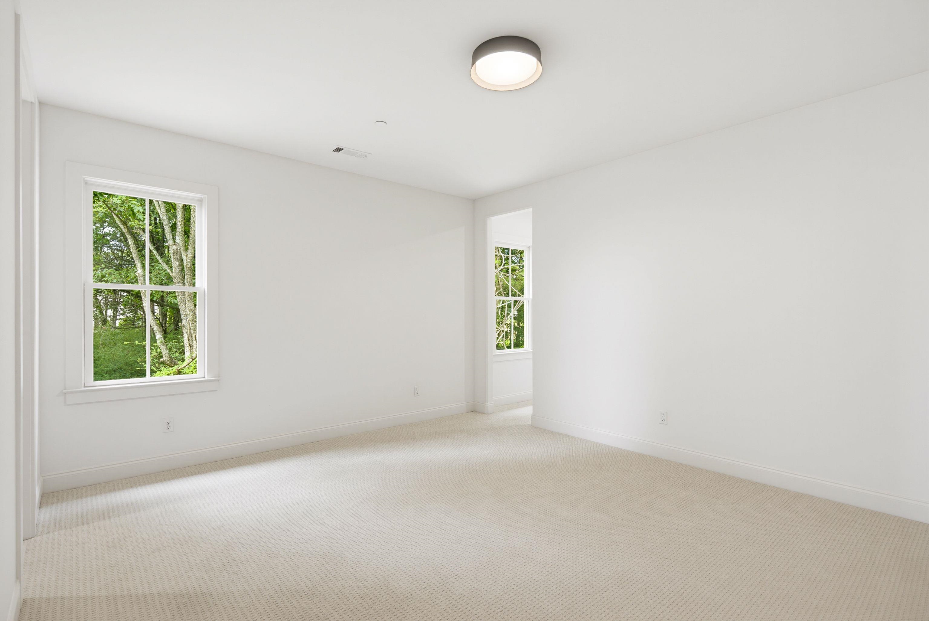 9190 Old Green Cv Property Photo 32