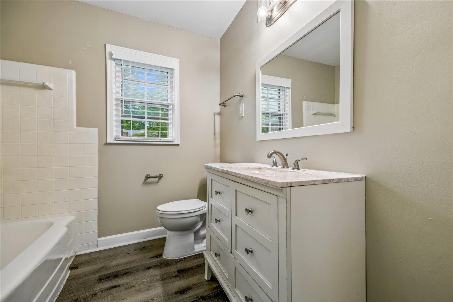 5304 Quince Rd Property Photo 16