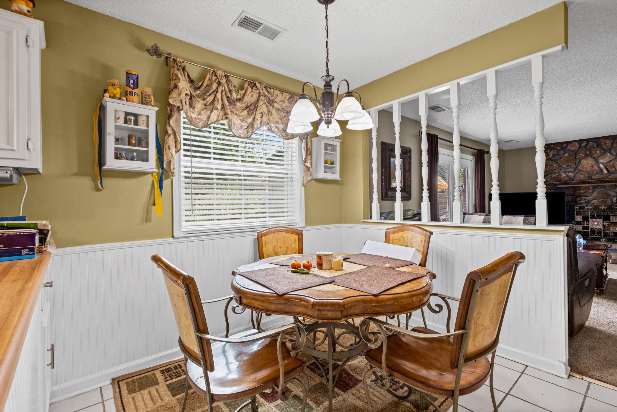 6812 Abelia Hill Cv Property Photo 14