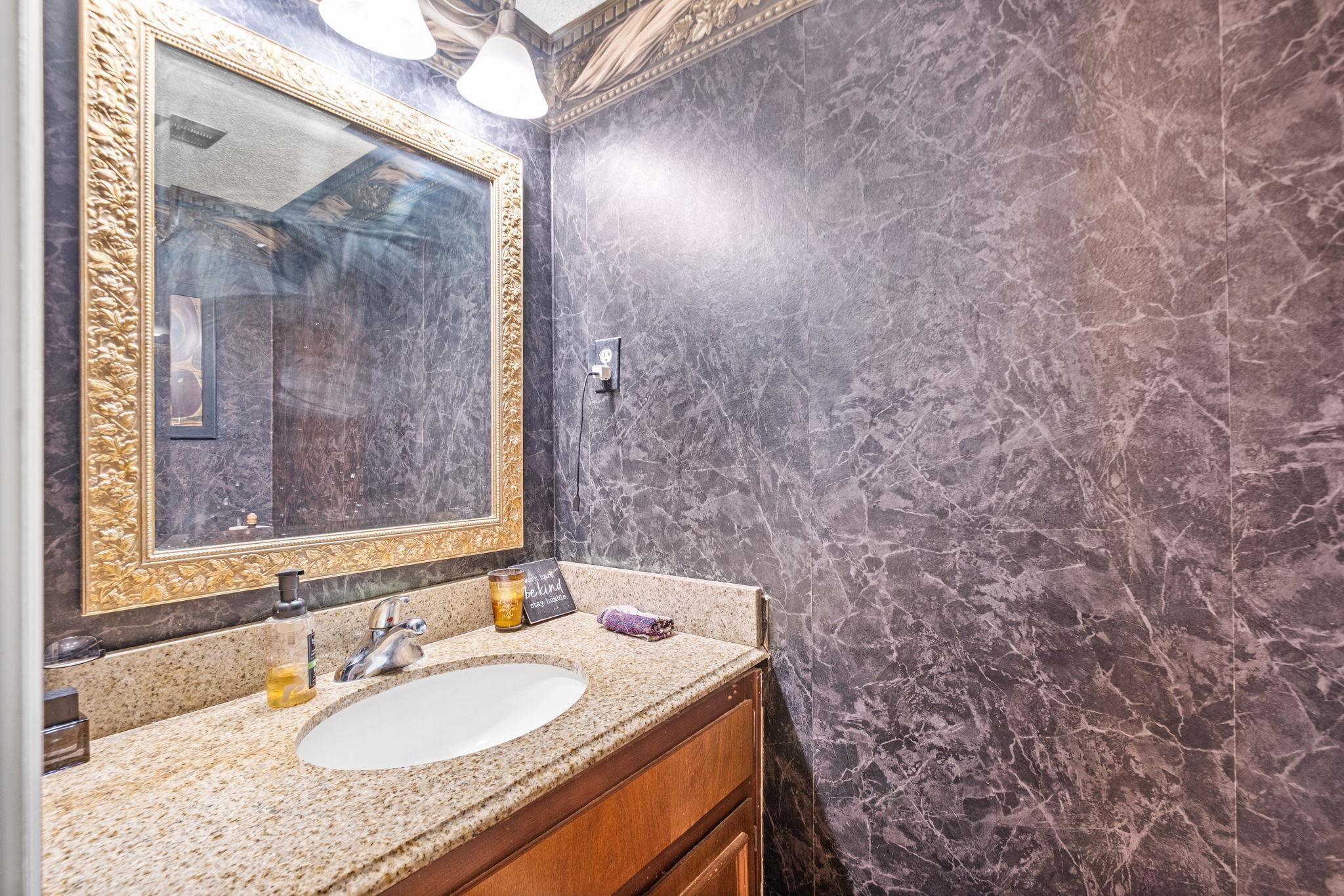 6812 Abelia Hill Cv Property Photo 21