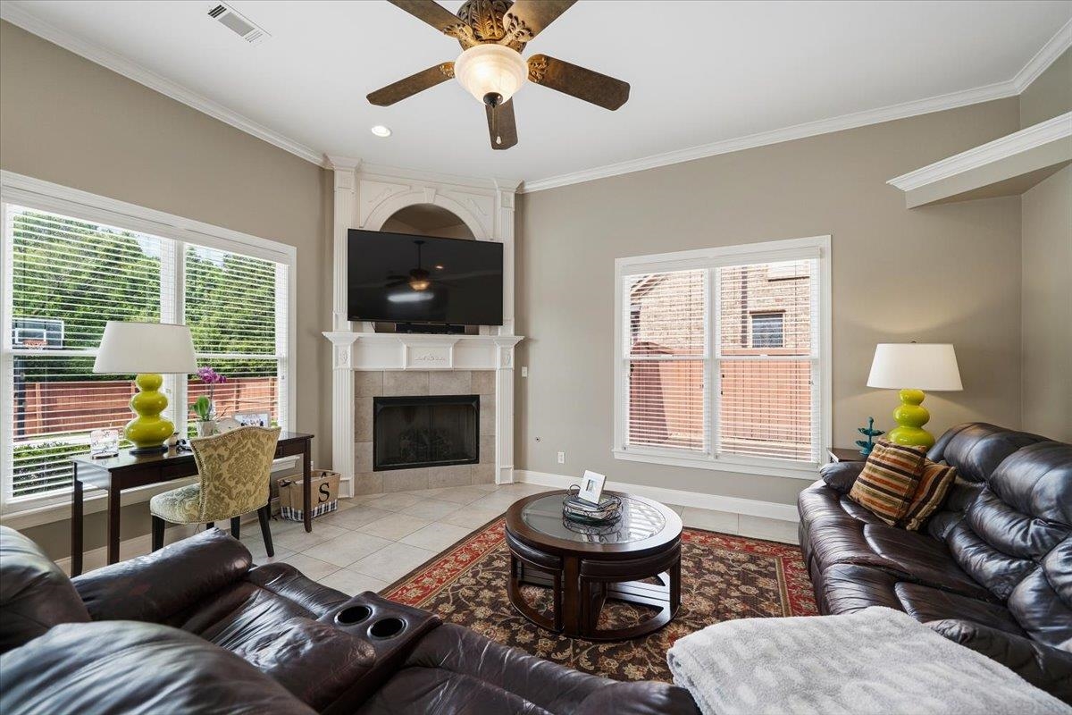 1214 Saddle Rock Ln Property Photo 16