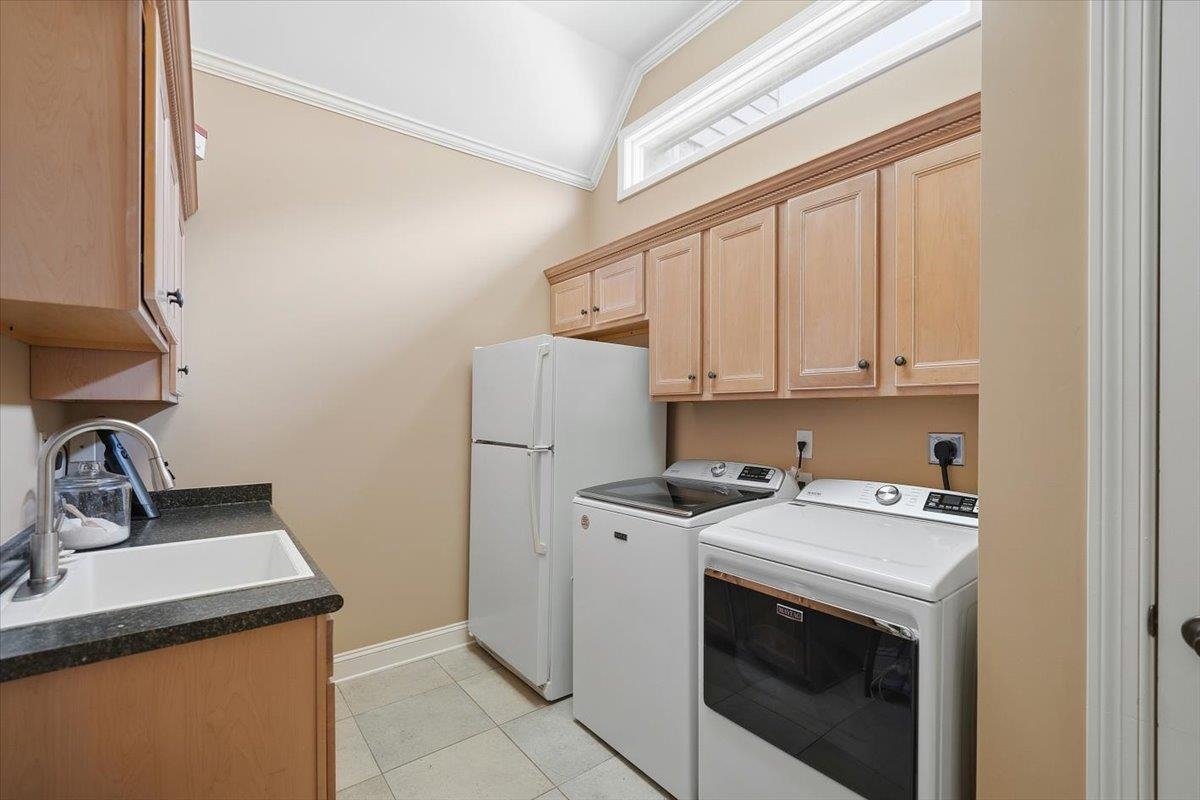 1214 Saddle Rock Ln Property Photo 19