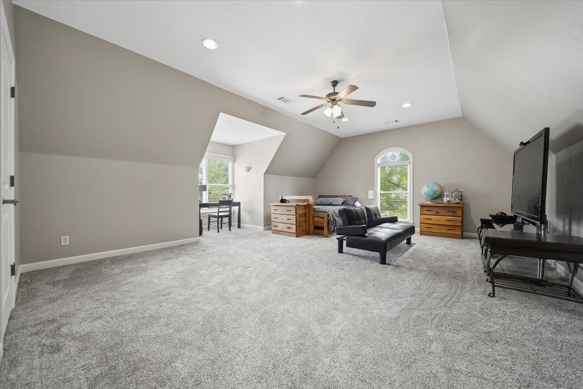 1214 Saddle Rock Ln Property Photo 26