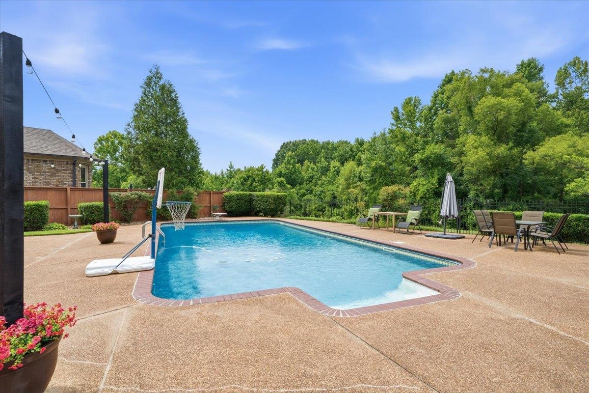 1214 Saddle Rock Ln Property Photo 35